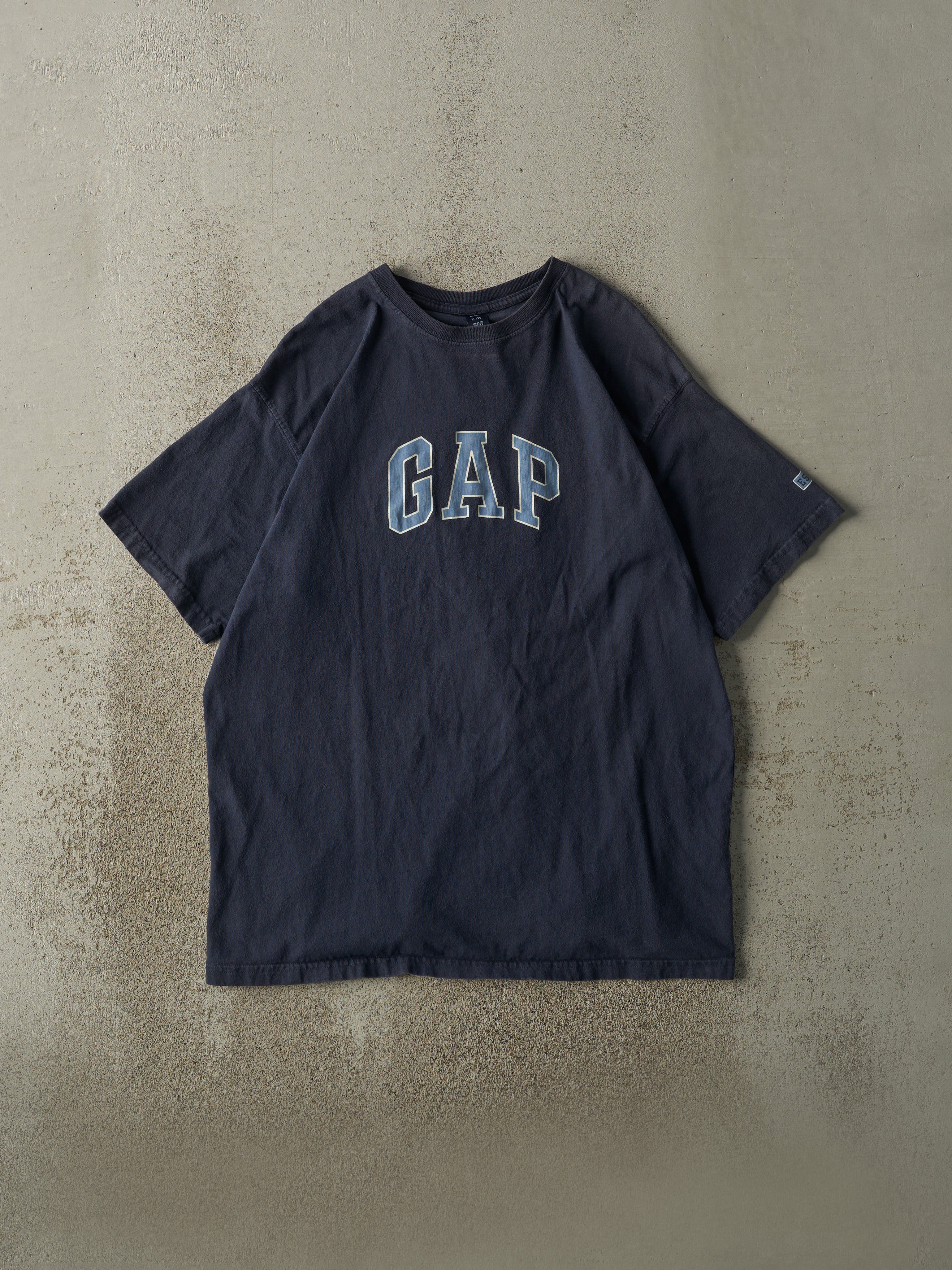 Vintage Y2K Navy Blue Gap Logo Tee (L/XL)