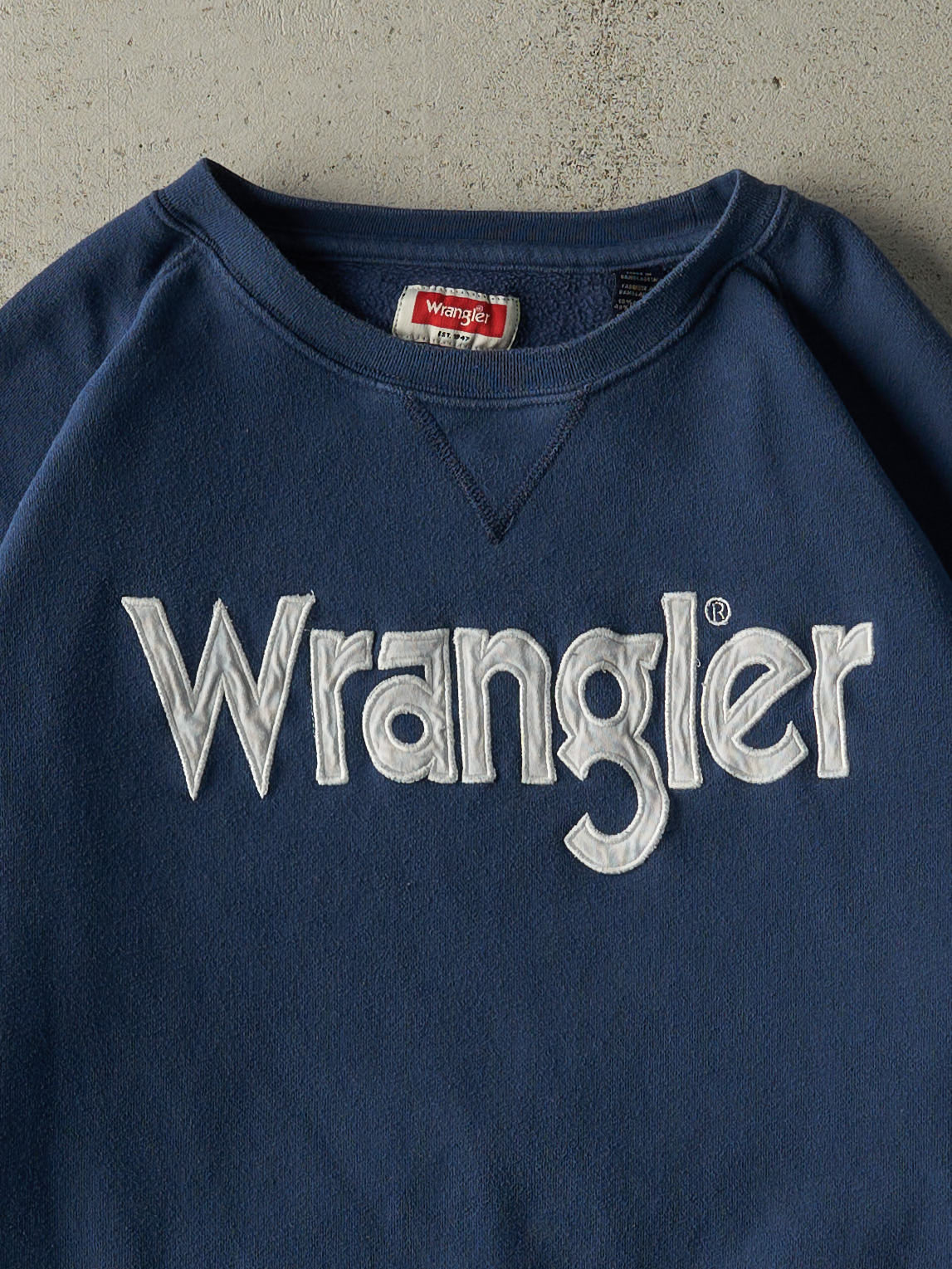 Vintage Y2K Navy Blue Wrangler Embroidered Crewneck (XL/XXL)