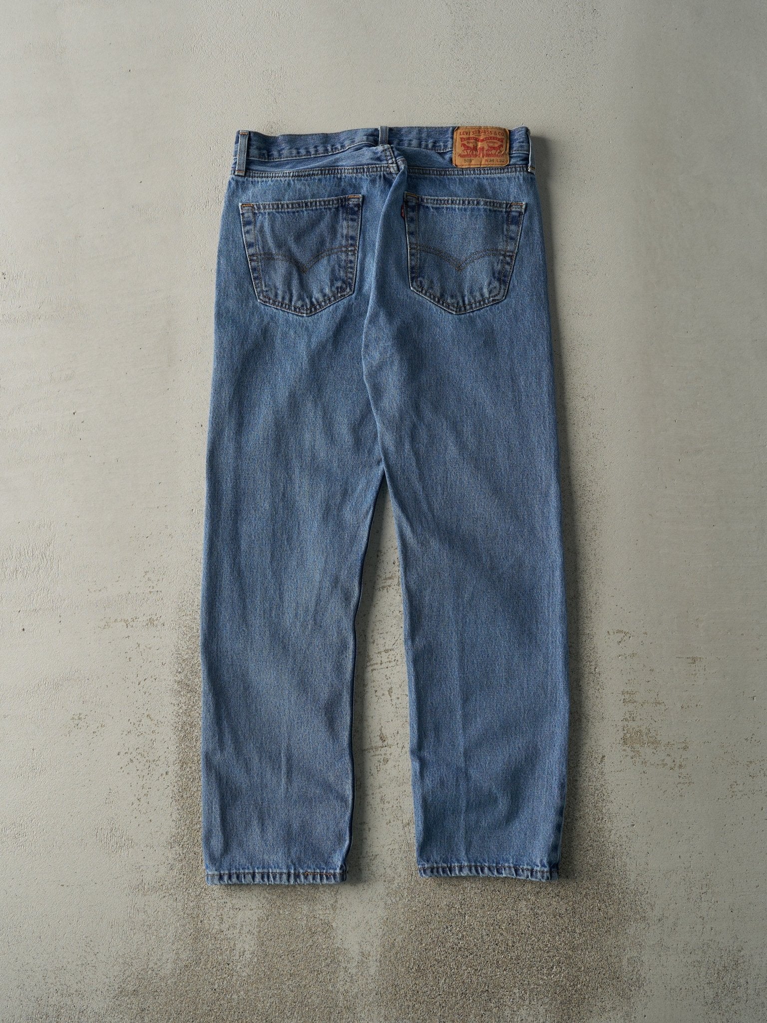 Vintage Y2K Light Wash Levi's 505 Jeans (34x31)