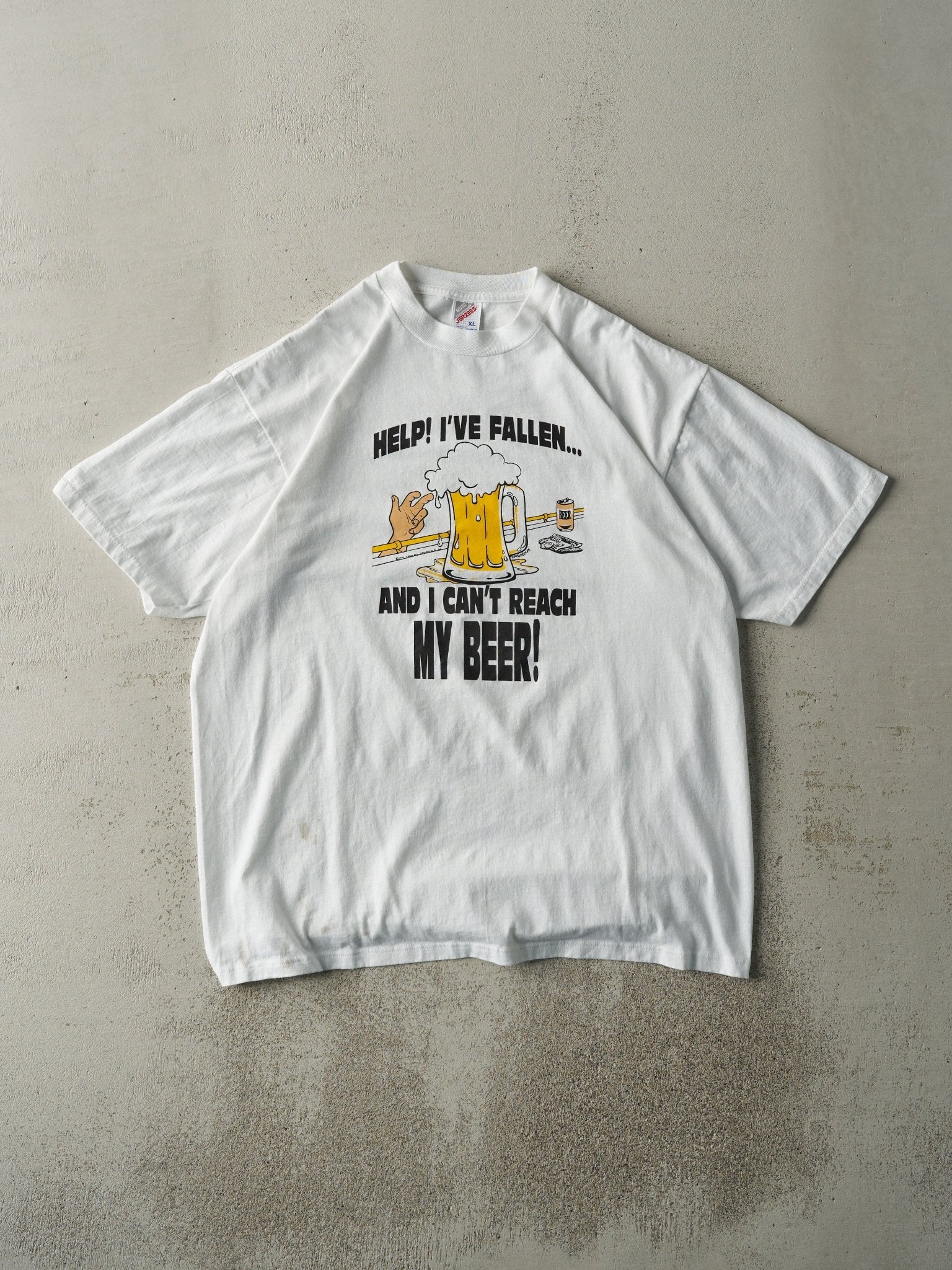 Vintage 91' White "I Can't Reach My Beer!" Slogan Tee (M)
