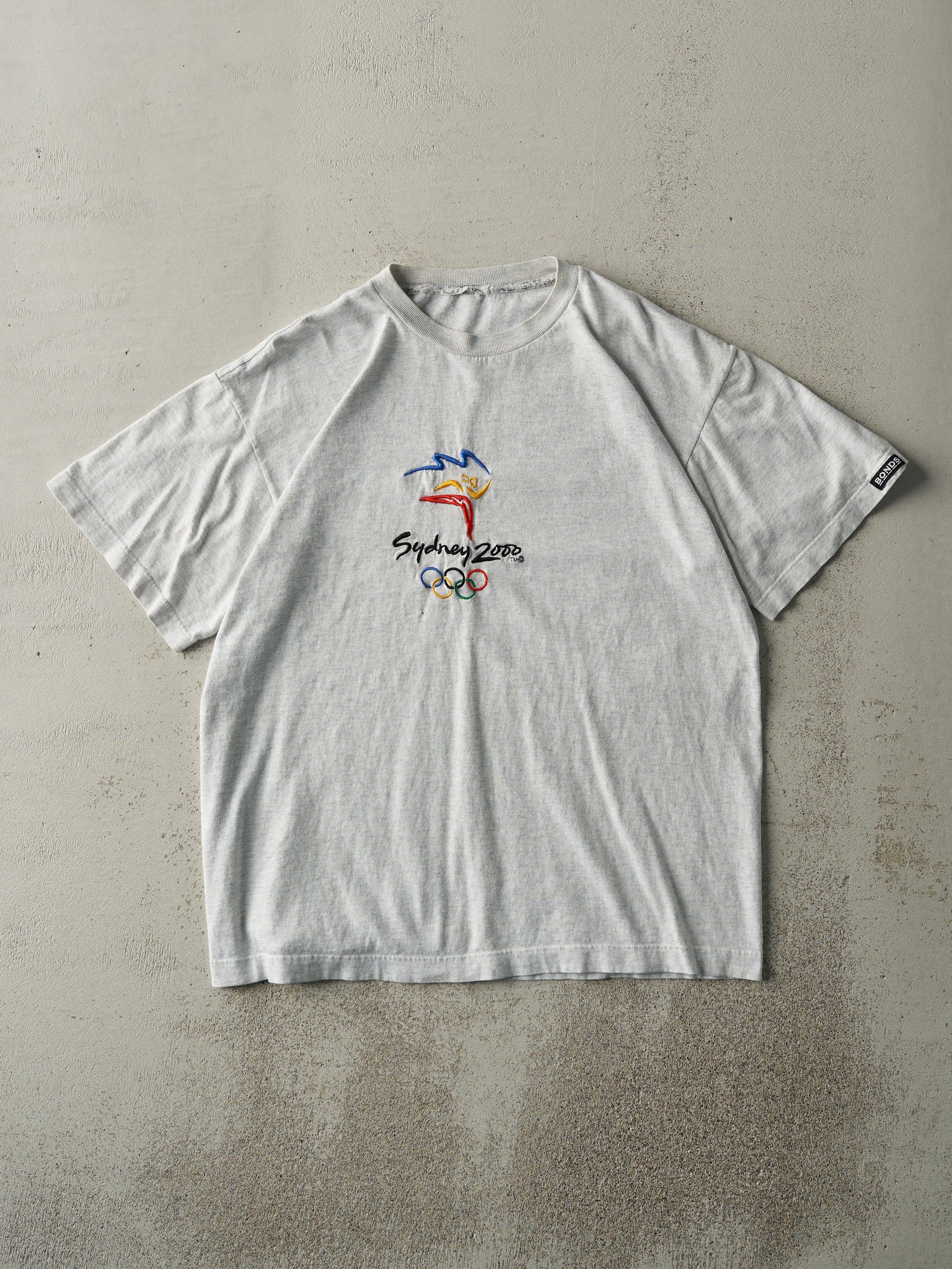 Vintage 00' Heather Grey Embroidered Sydney Olympics Tee (M)