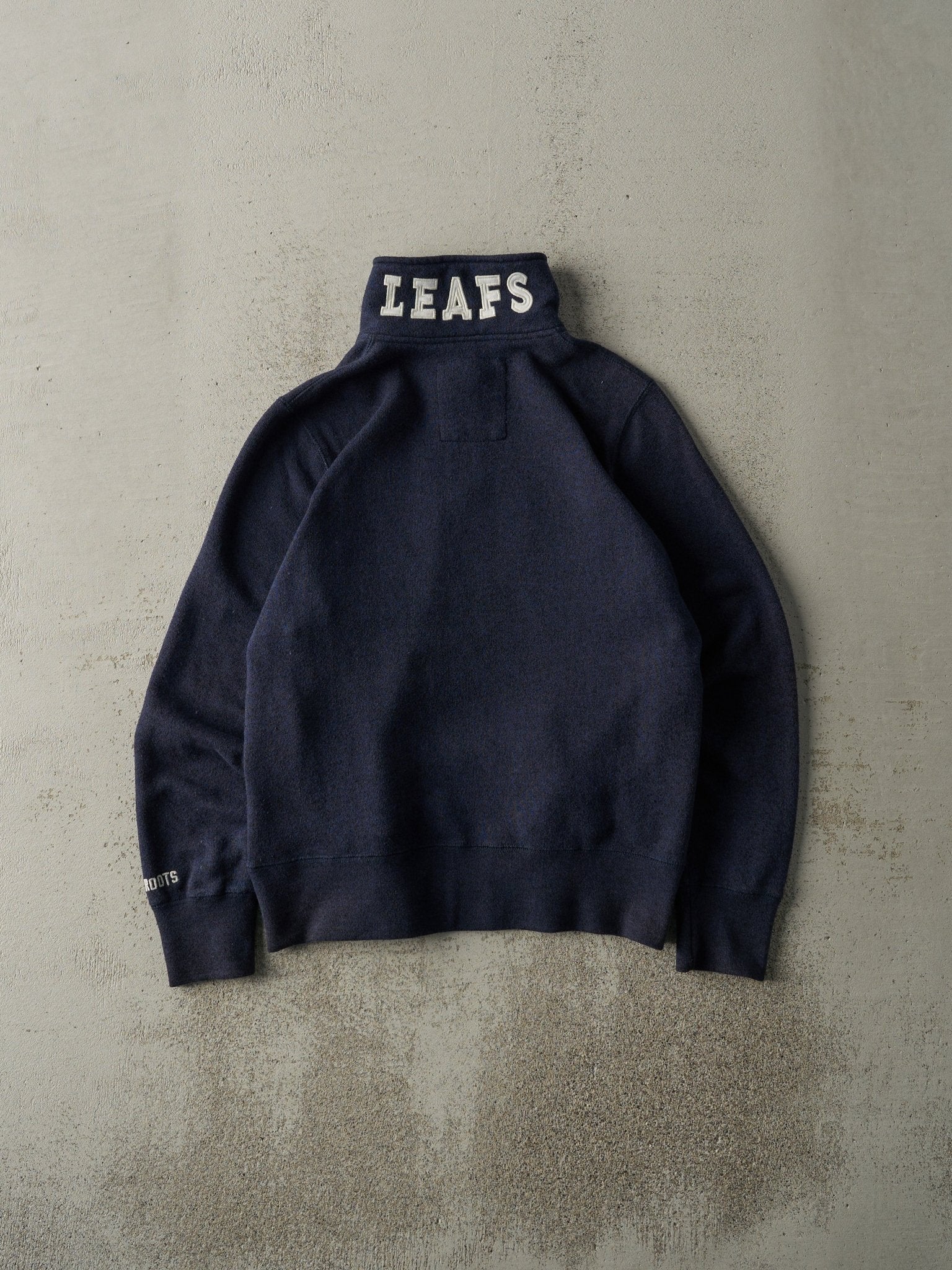 Vintage Y2K Navy Blue Embroidered Toronto Maple Leafs Quarter Zip Sweatshirt (S)