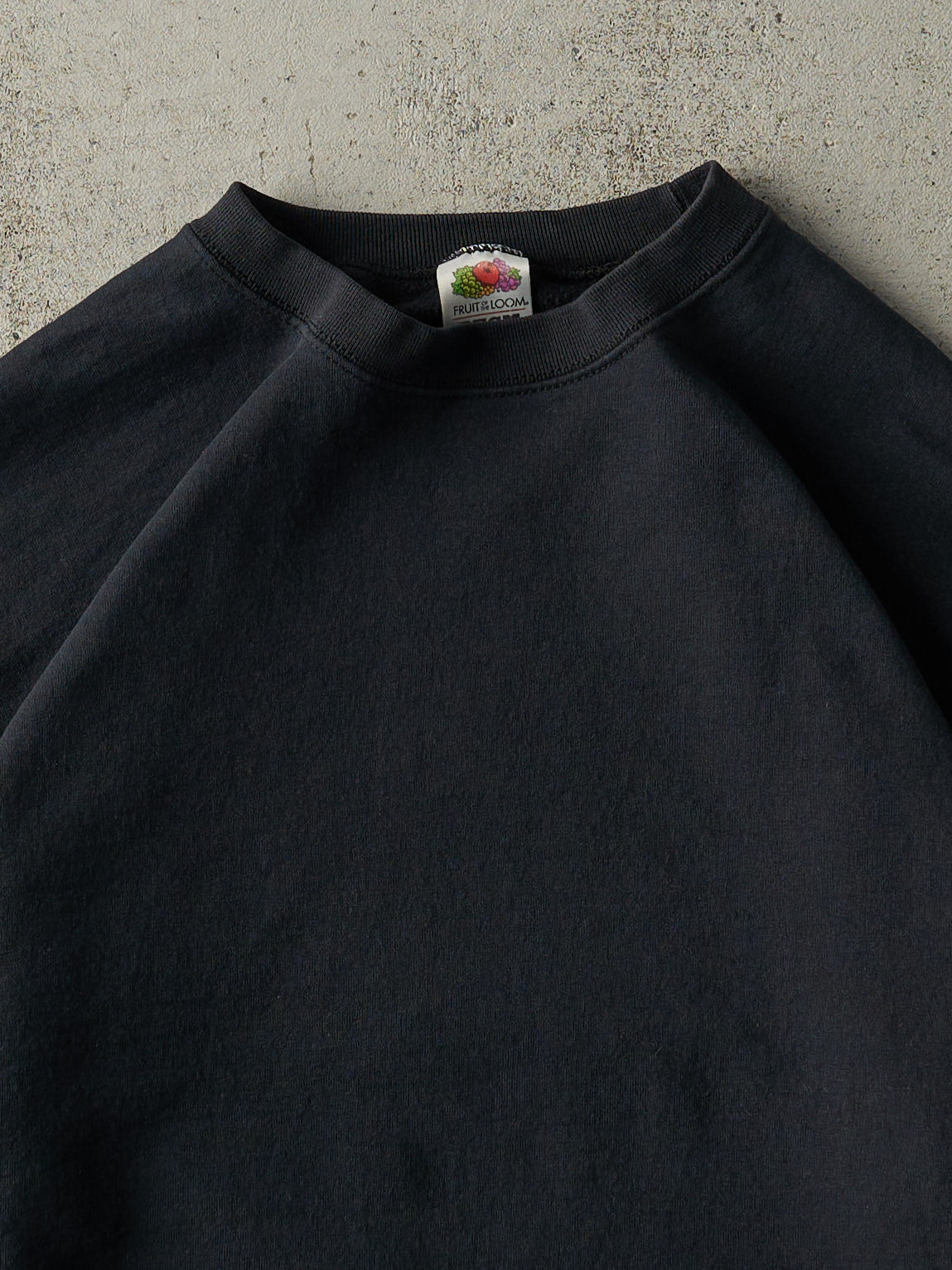 Vintage 90s Black Blank Crewneck (L)