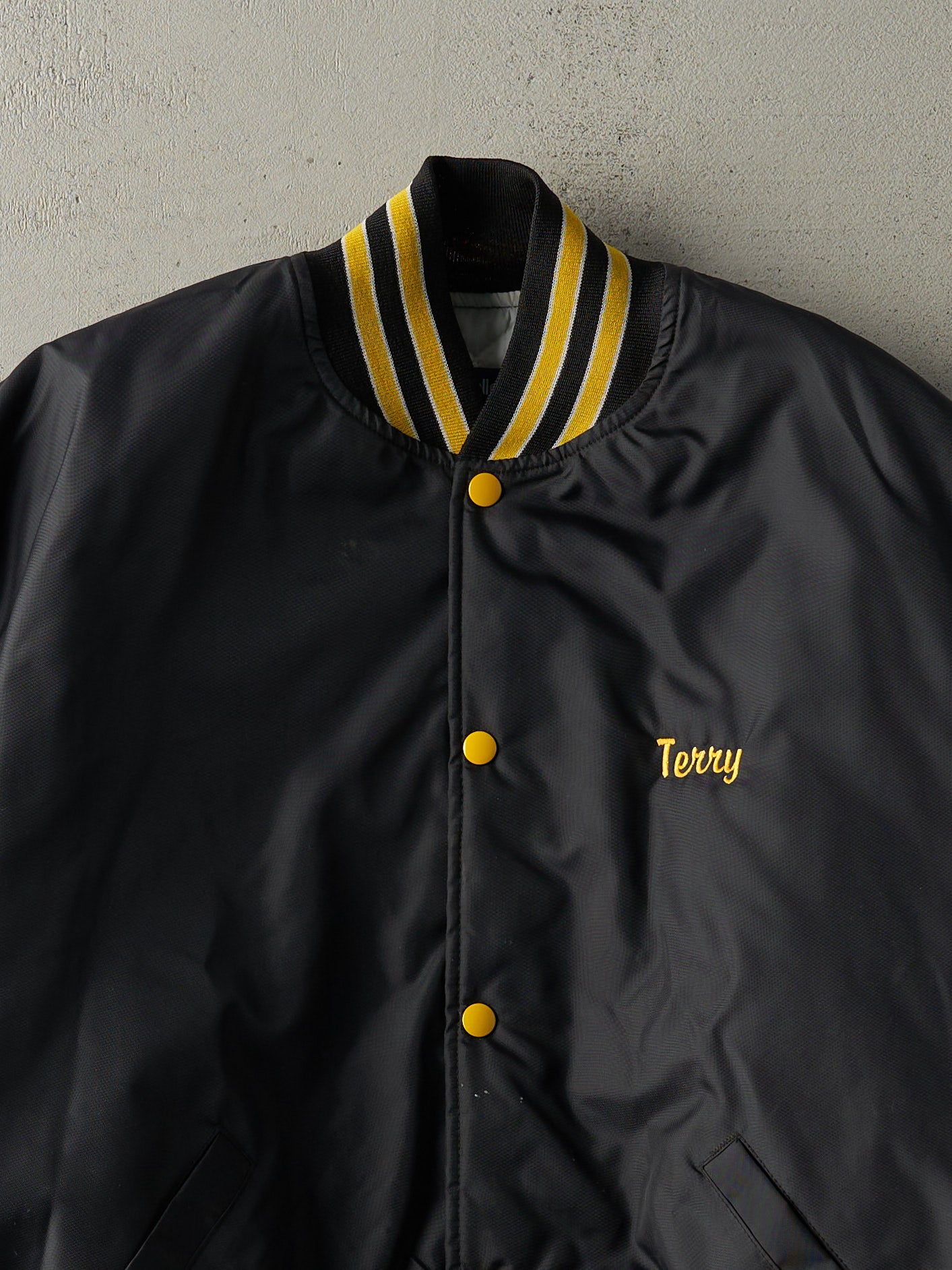 Vintage 80s Black & Yellow Embroidered Heiderscheidt Digging Nylon Bomber Jacket (L)