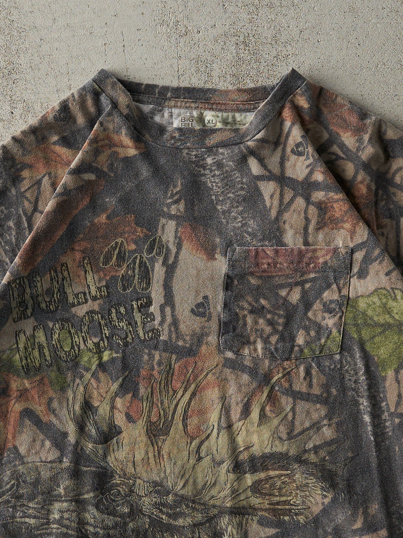 Vintage Y2K Camo Rough Trail "Bull Moose" Boxy Pocket Tee (L)