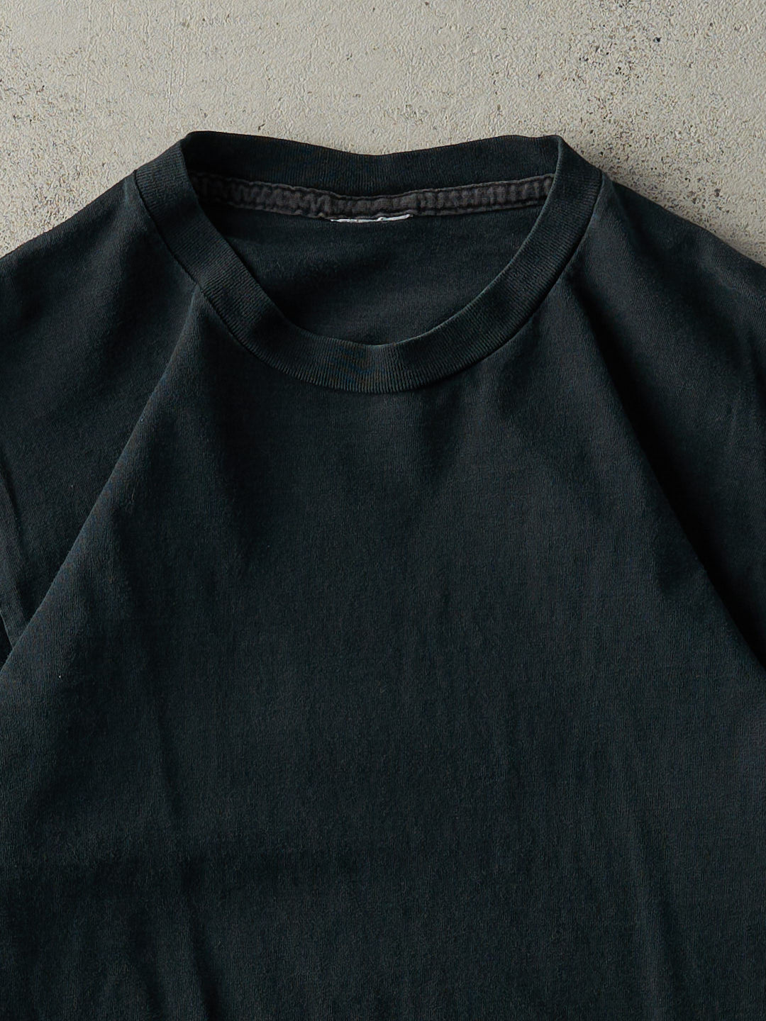 Vintage 90s Black Blank Single Stitch Tee (M)