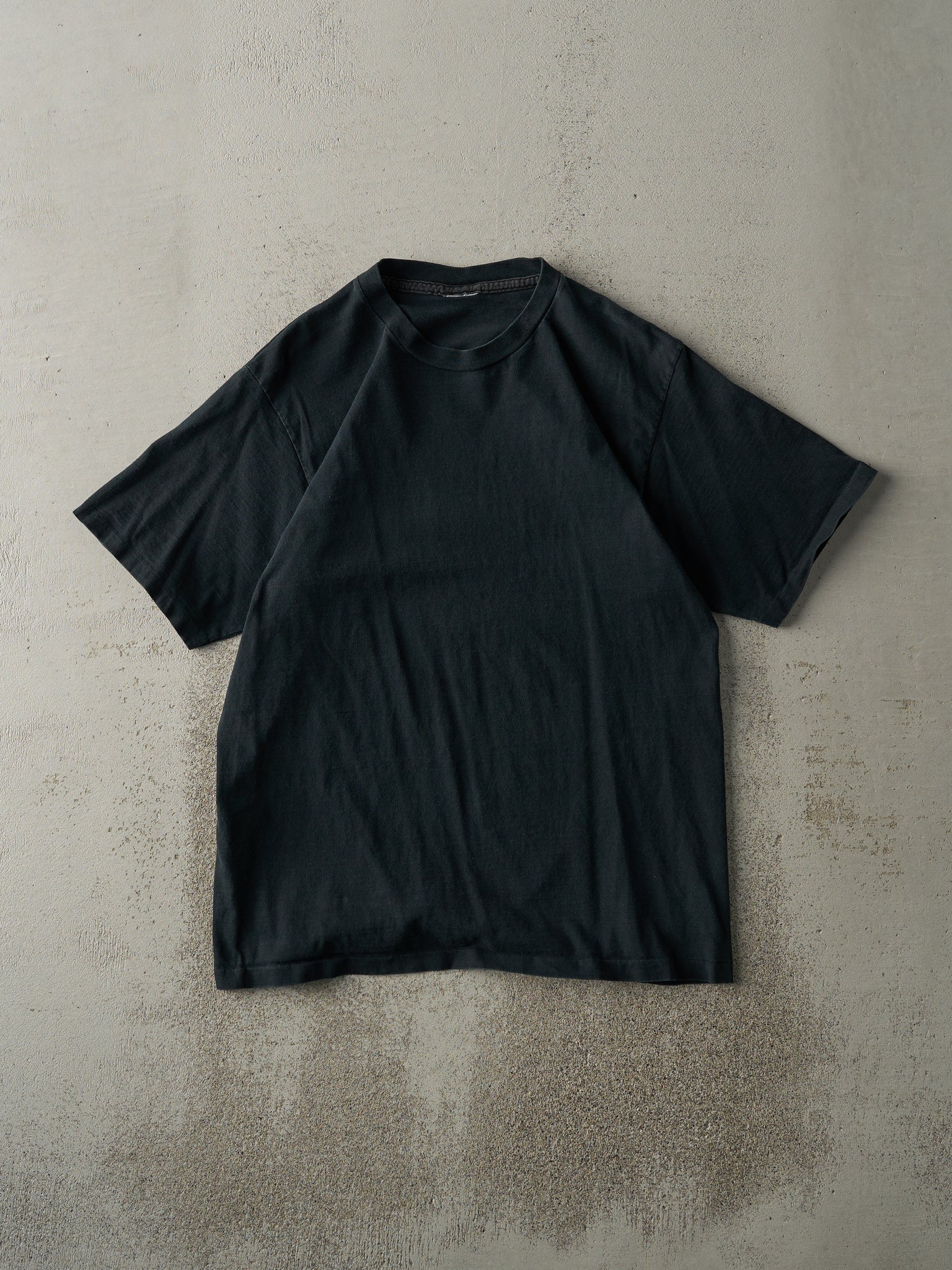 Vintage 90s Black Blank Single Stitch Tee (M)