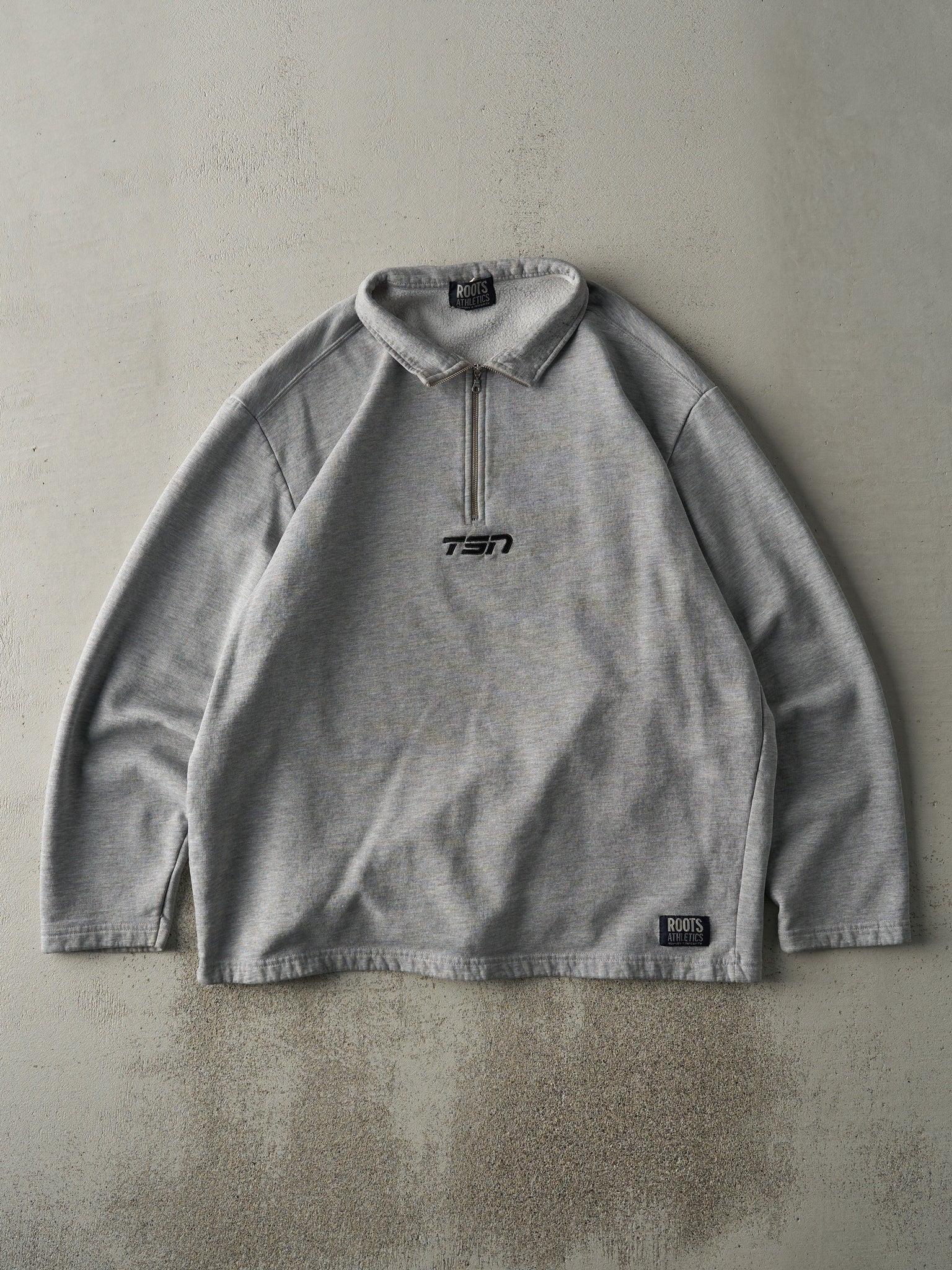 Vintage Y2K Grey Roots Athletics Embroidered TSN Quarter Zip Sweatshirt (L/XL)
