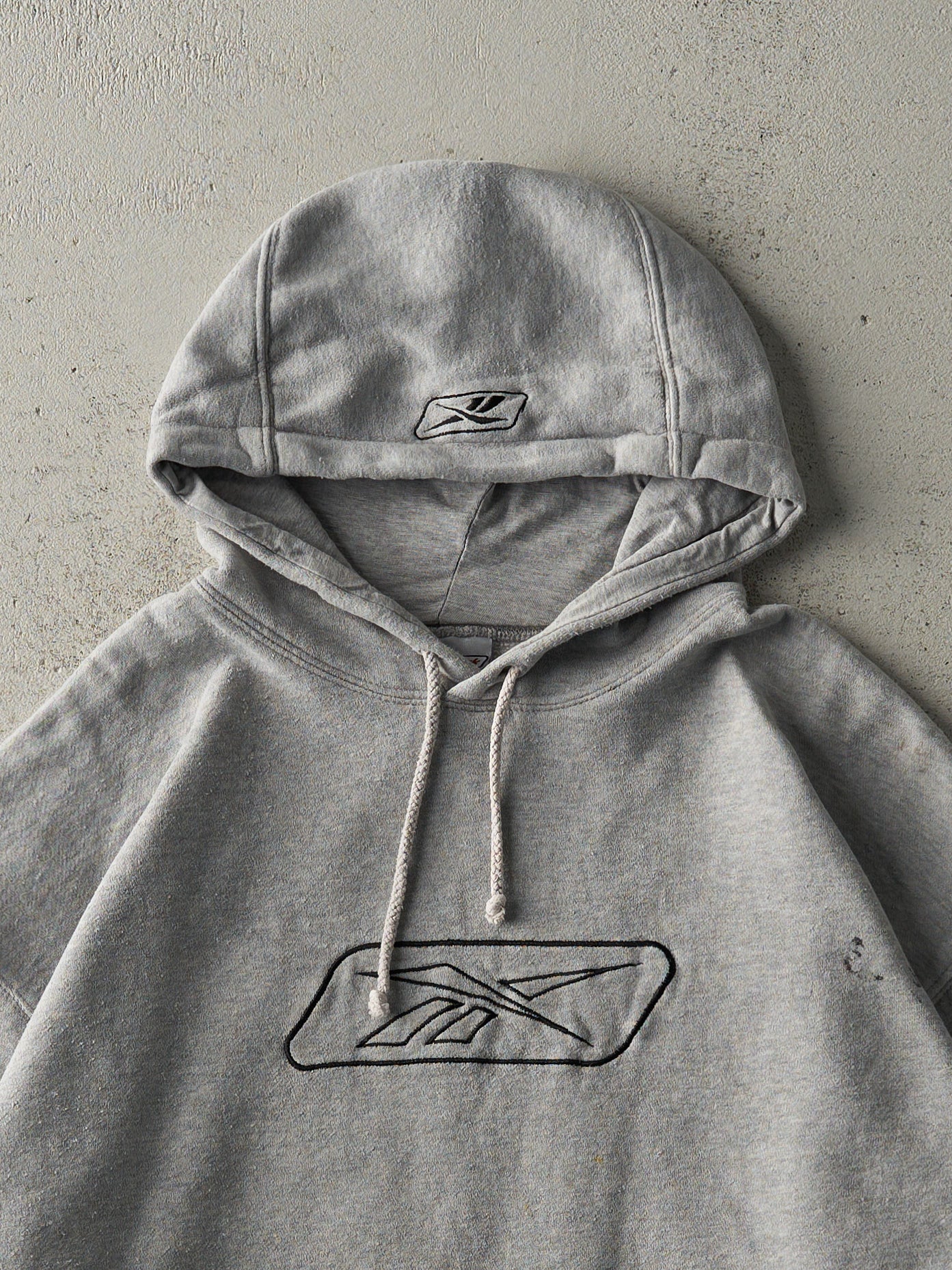 Vintage 90s Grey Reebok Embroidered Logo Hoodie (L)