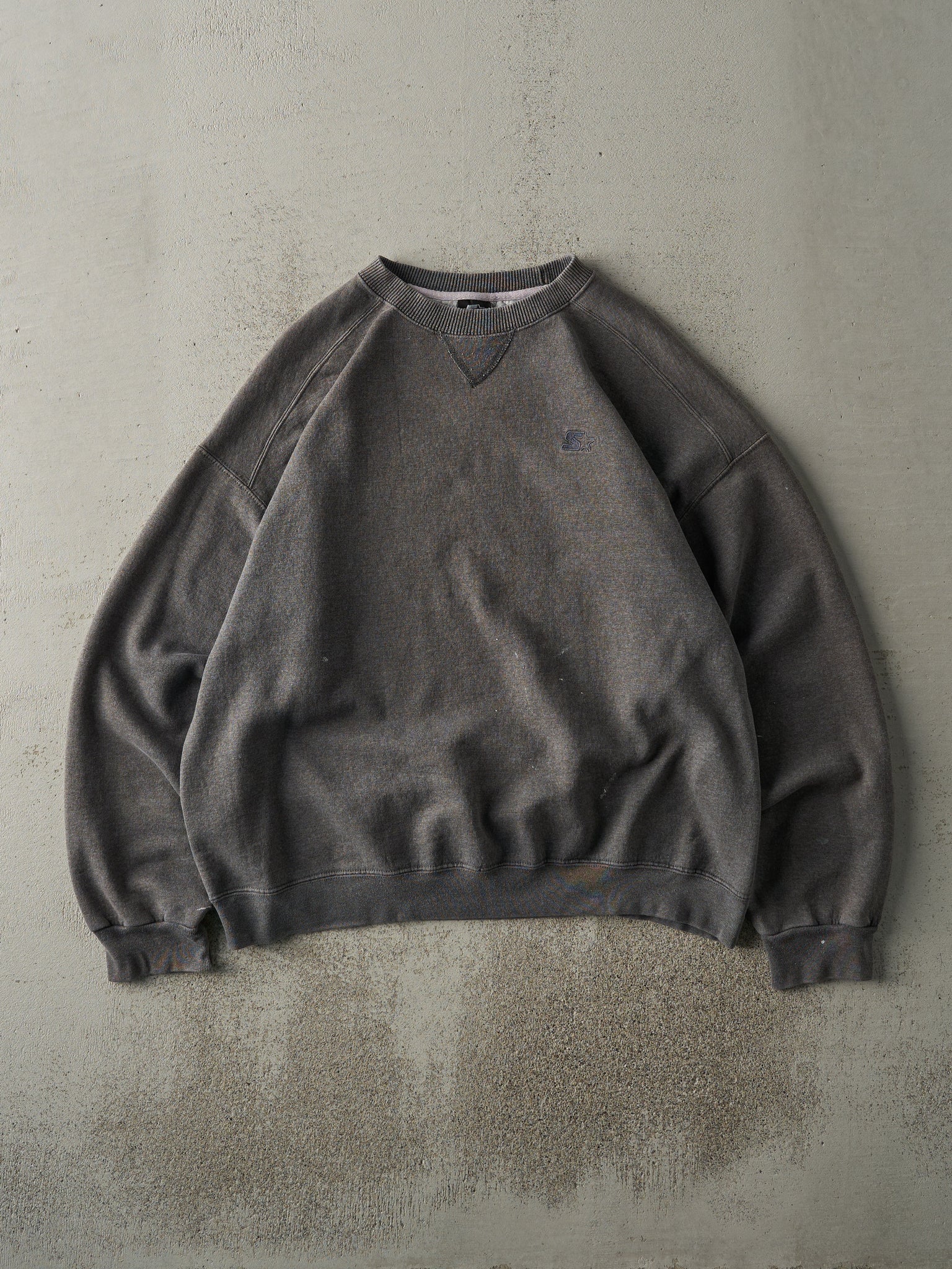 Vintage Y2K Charcoal Grey Embroidered Starter Logo Crewneck (L)