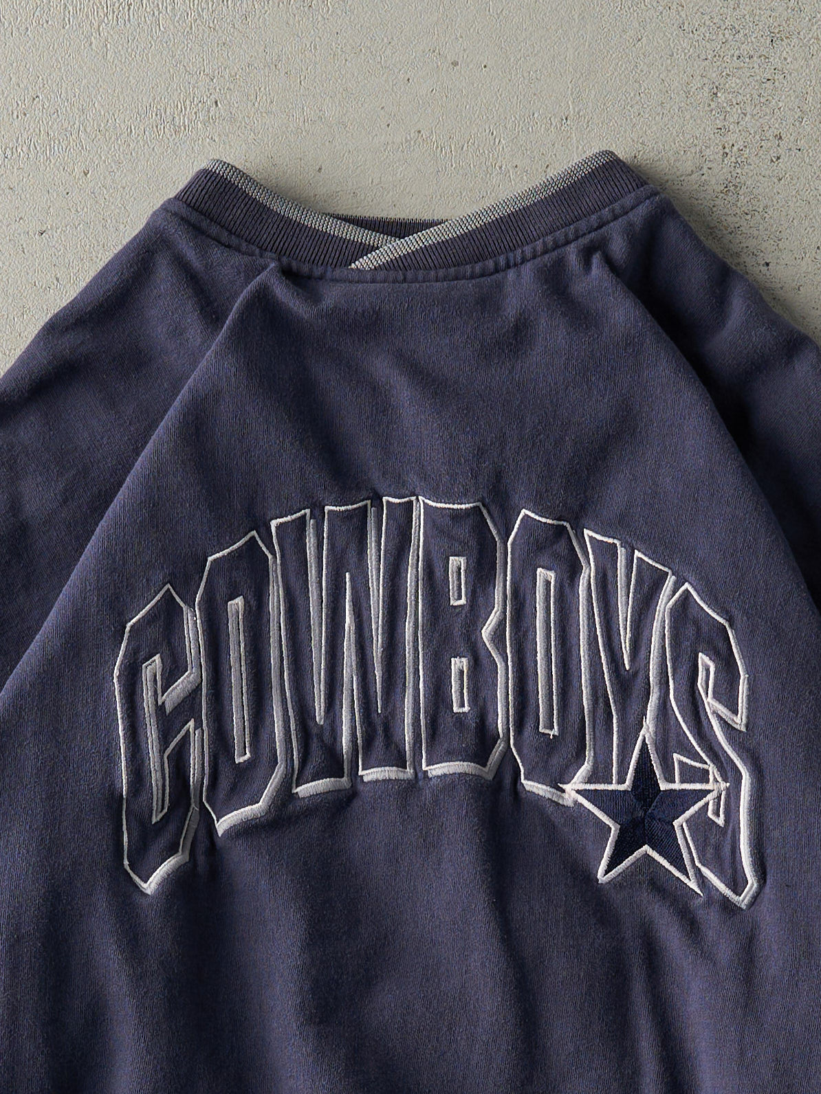 Vintage 90s Navy Blue Embroidered Dallas Cowboys Starter Crewneck (L)