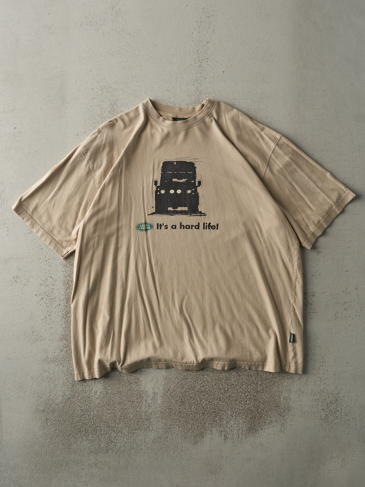 Vintage Y2K Beige Land Rover "It's a Hard Life" Tee (XL)