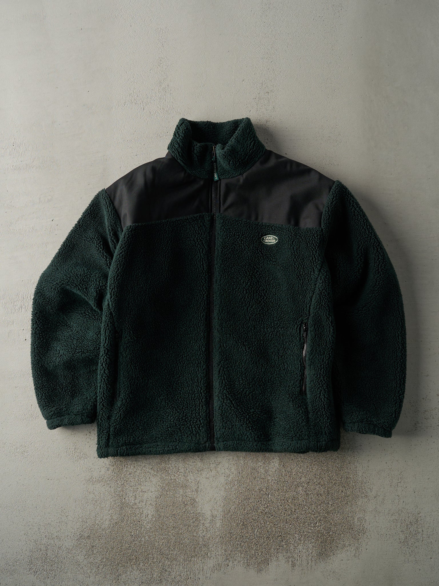 Vintage Y2K Green Embroidered Land Rover Deep Pile Fleece Jacket (L/XL)