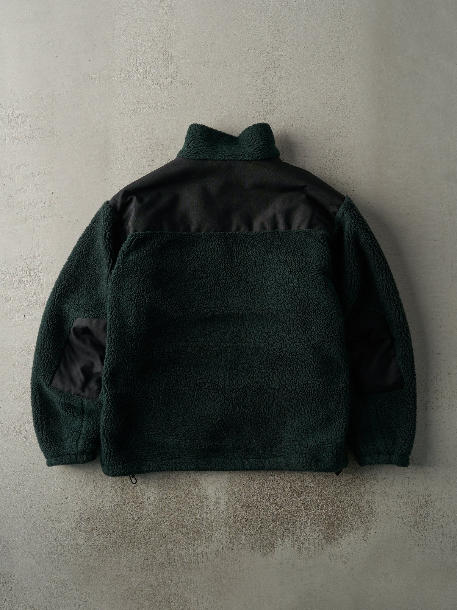 Vintage Y2K Green Embroidered Land Rover Deep Pile Fleece Jacket (L/XL)