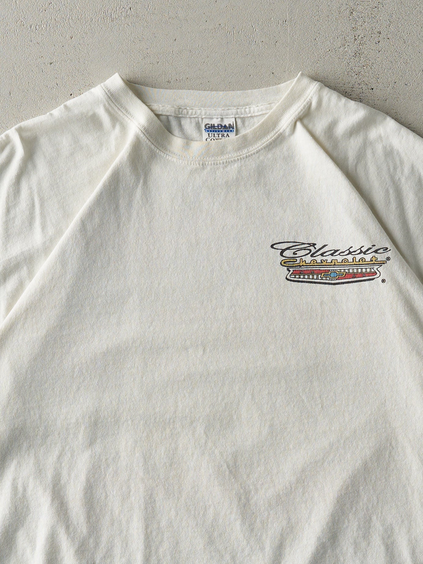 Vintage 04' White Classic Chevrolet Tee (L/XL)