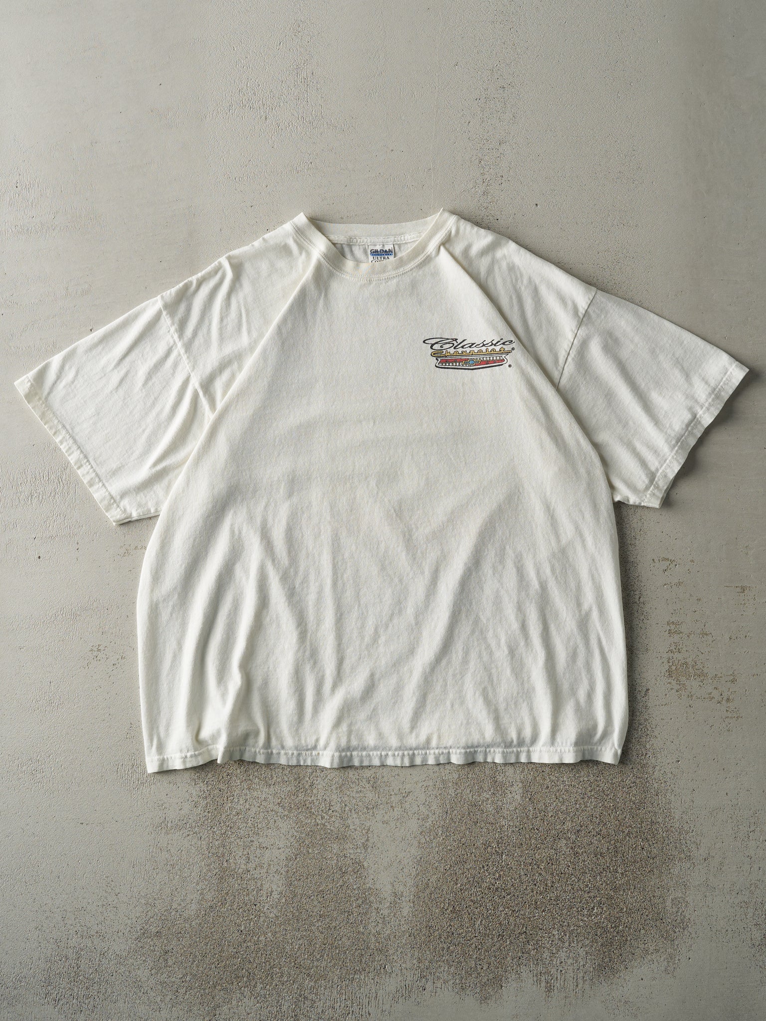 Vintage 04' White Classic Chevrolet Tee (L/XL)