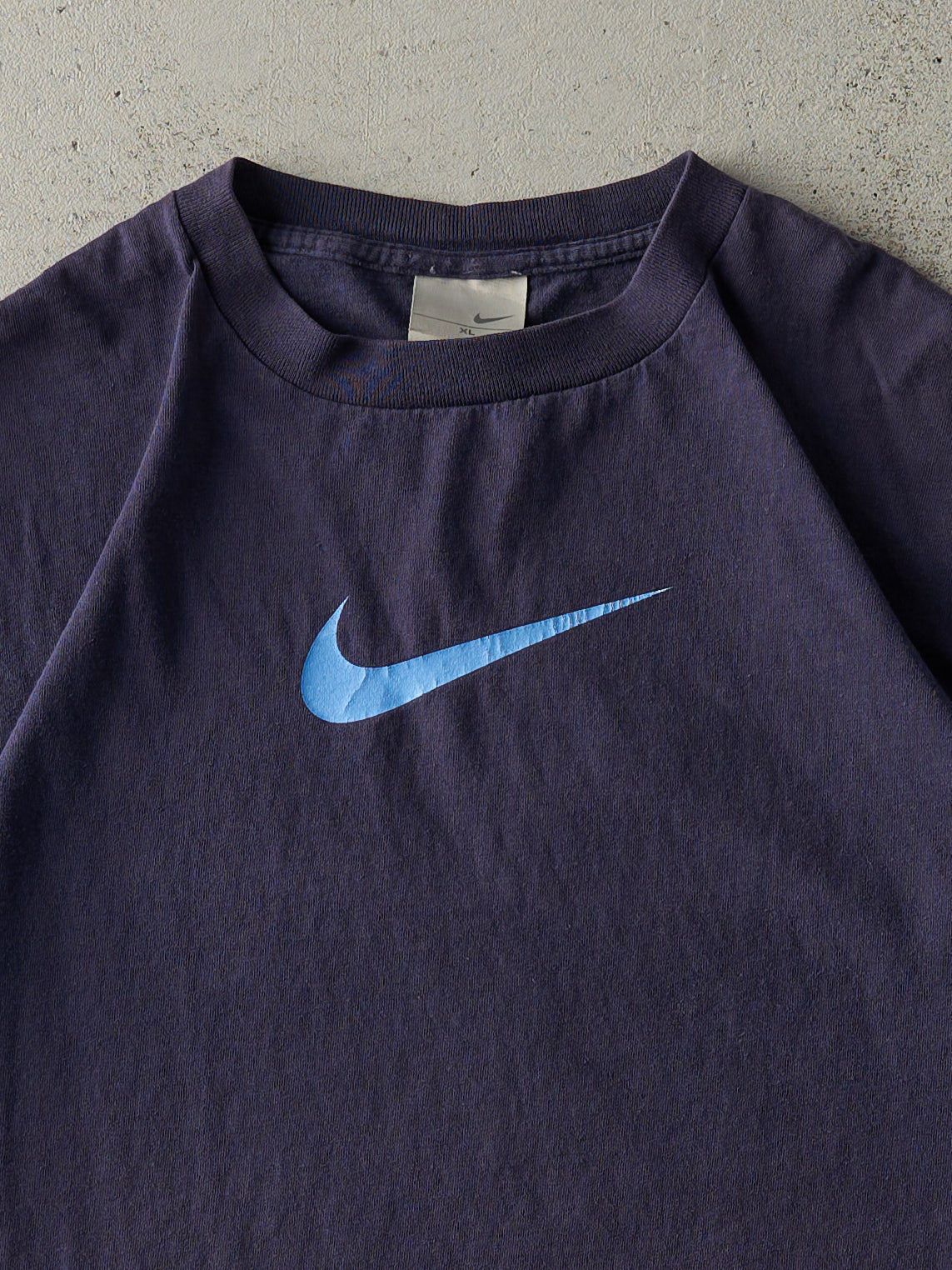 Vintage Y2K Navy Blue Nike Swoosh Tee (L)