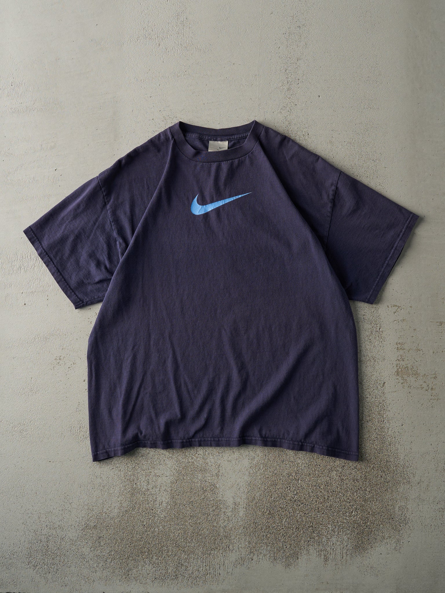 Vintage Y2K Navy Blue Nike Swoosh Tee (L)