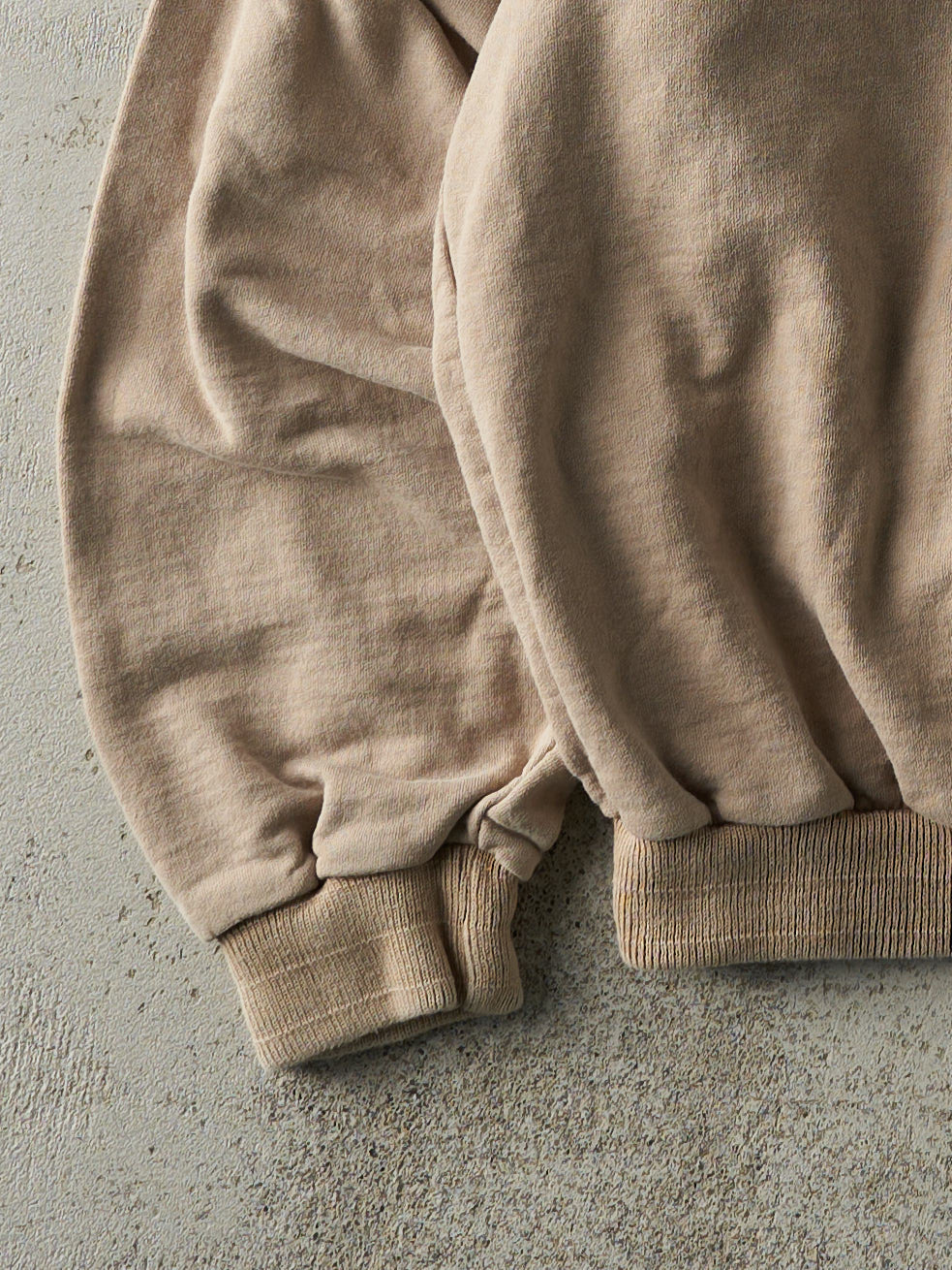 Vintage 90s Beige Blank Boxy Crewneck (L)