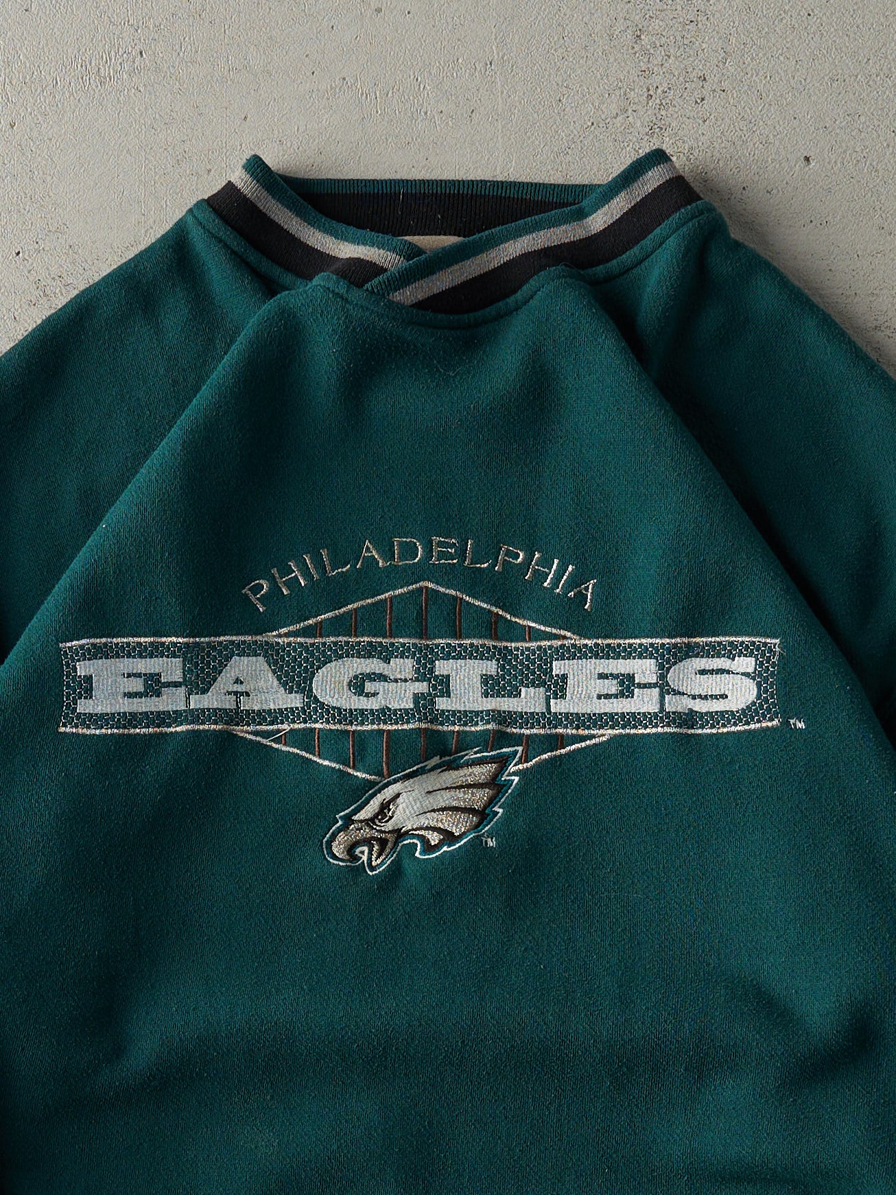 Vintage 90s Green Embroidered Philadelphia Eagles Starter Crewneck (L)