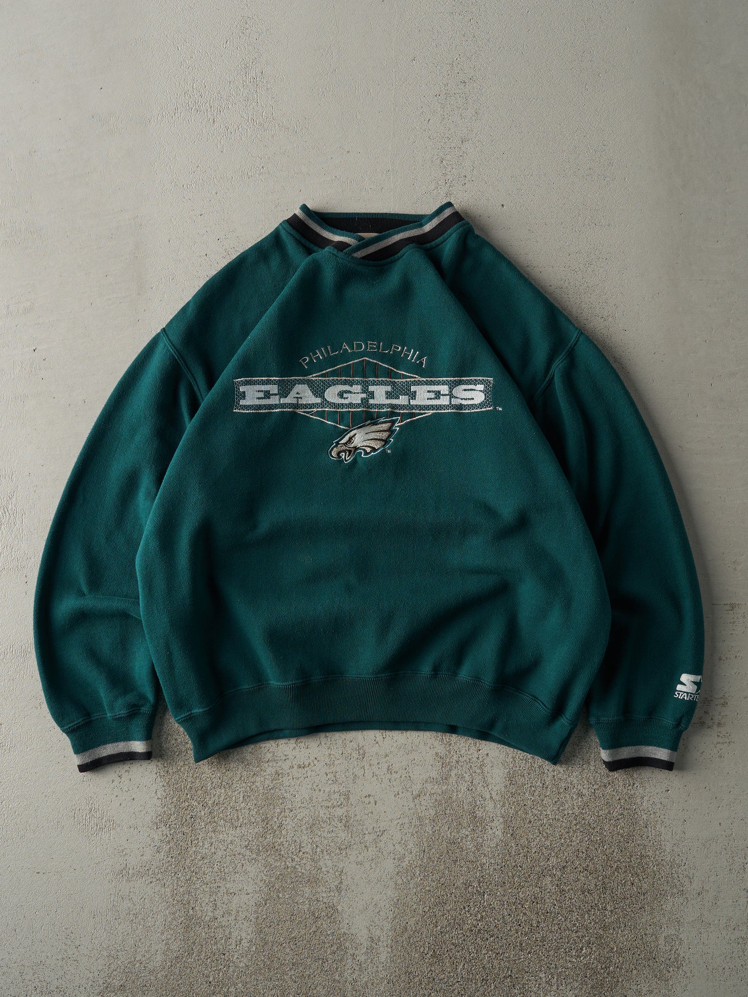 Vintage 90s Green Embroidered Philadelphia Eagles Starter Crewneck (L)