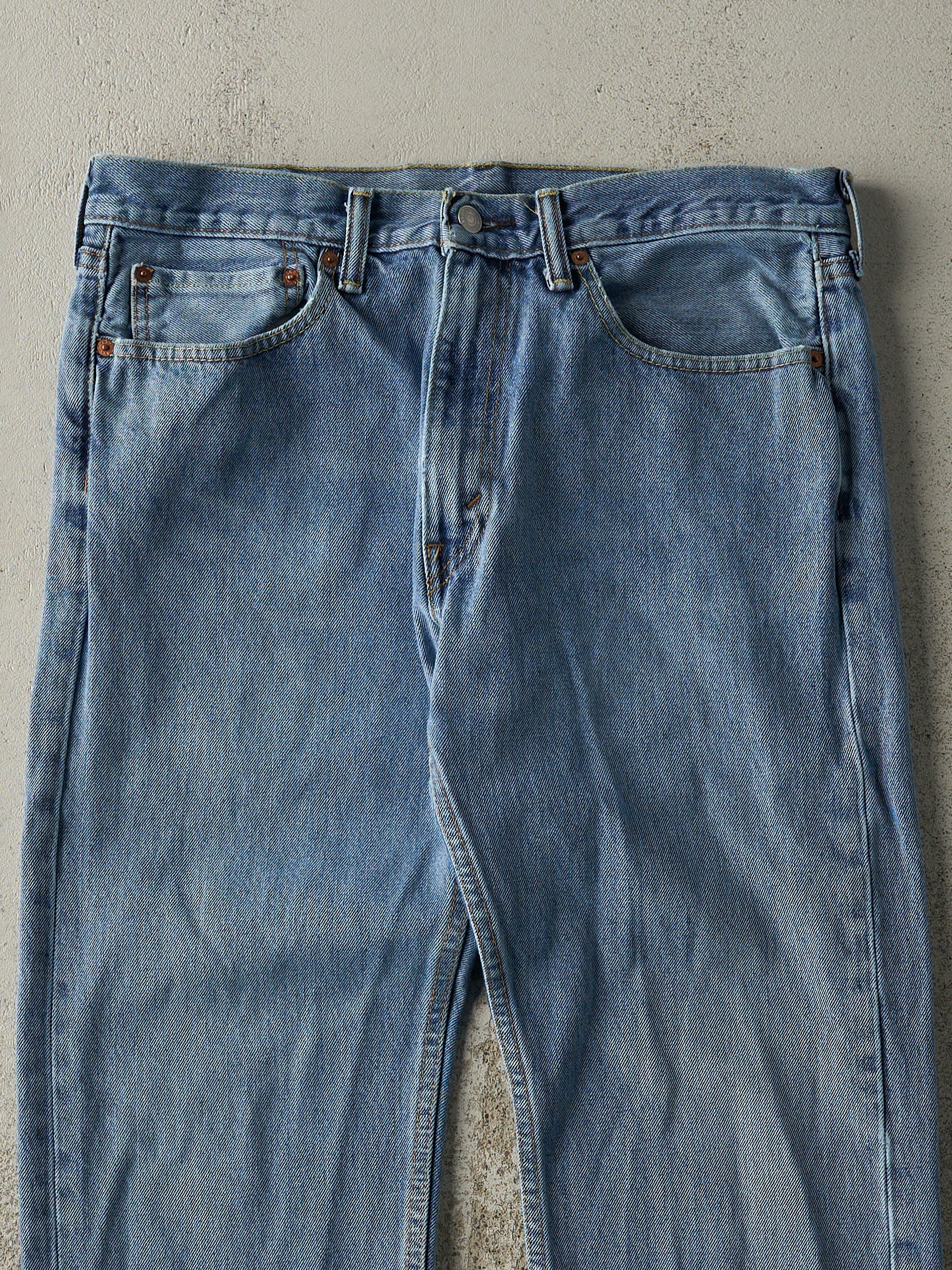 Vintage Y2K Light Wash Levi's Jeans (35.5x33)