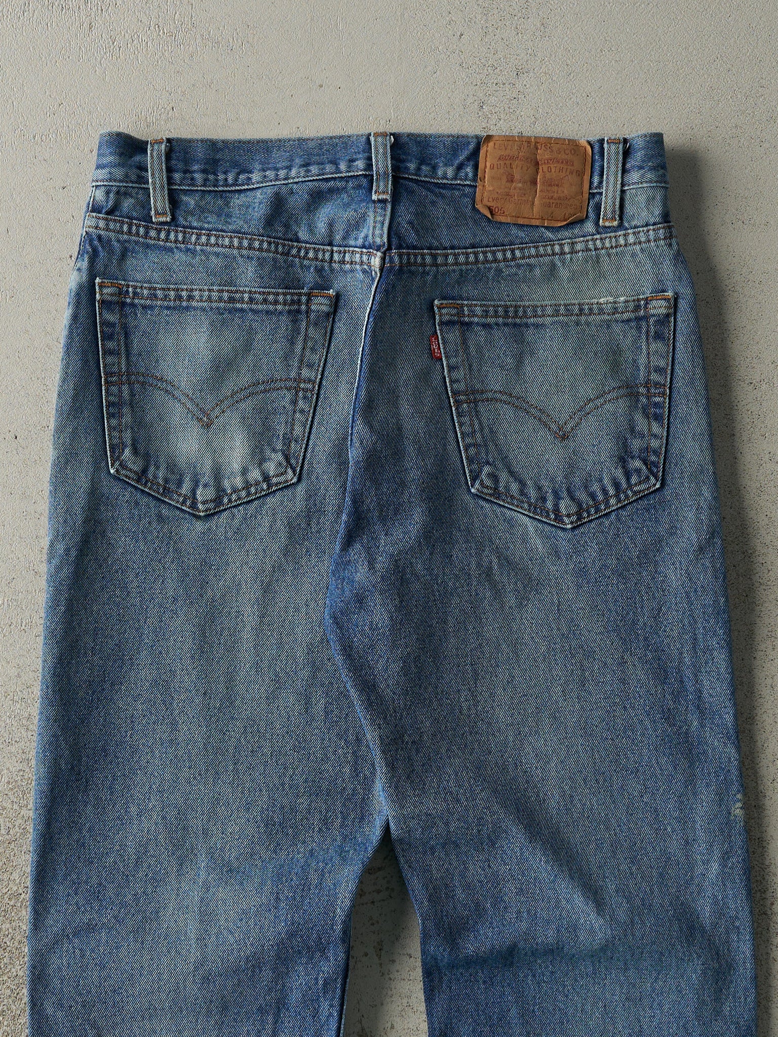 Vintage 80s Mid Wash Levi's 505 Jeans (33x26.5)