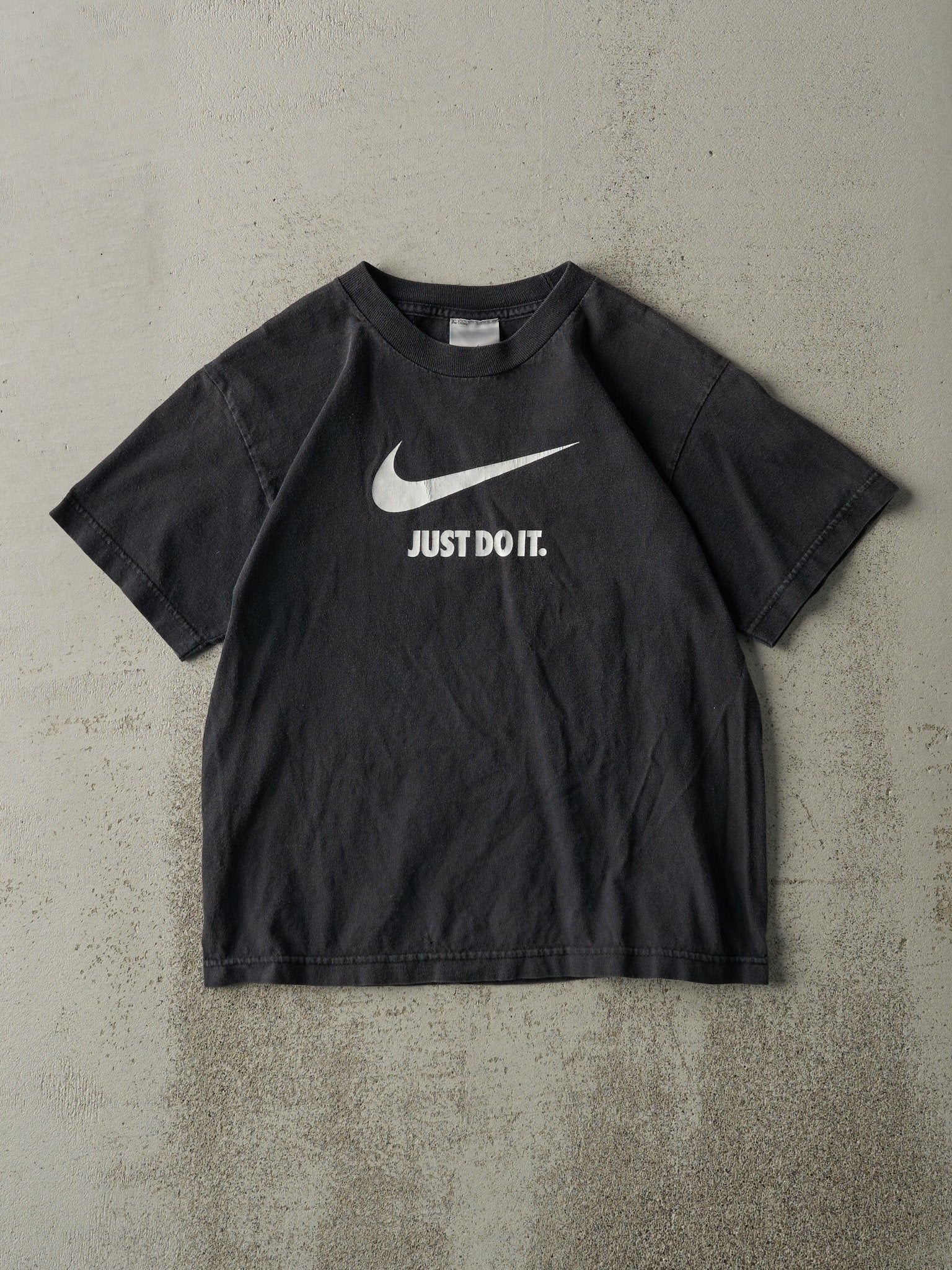 Vintage Y2K Black Nike Just Do It Tee (XS)