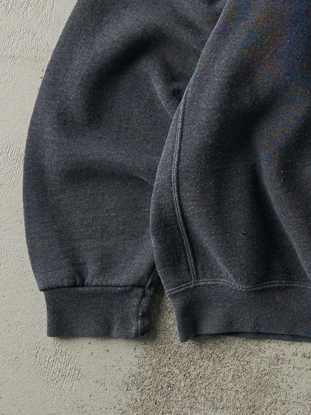 Vintage Y2K Charcoal Grey Blank Russell Athletic Boxy Crewneck (L)
