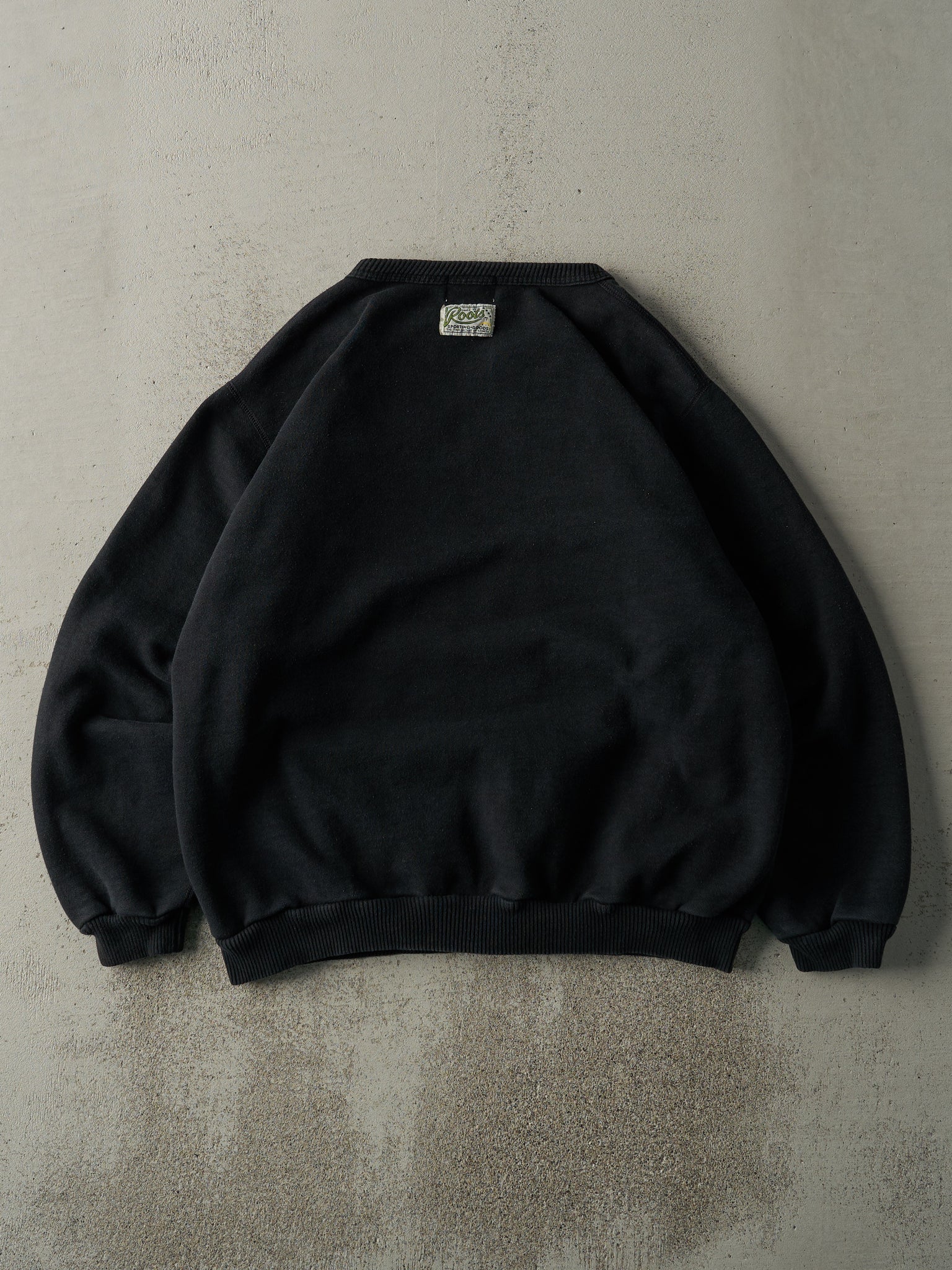 Vintage 90s Black Roots Canada Crewneck (L)