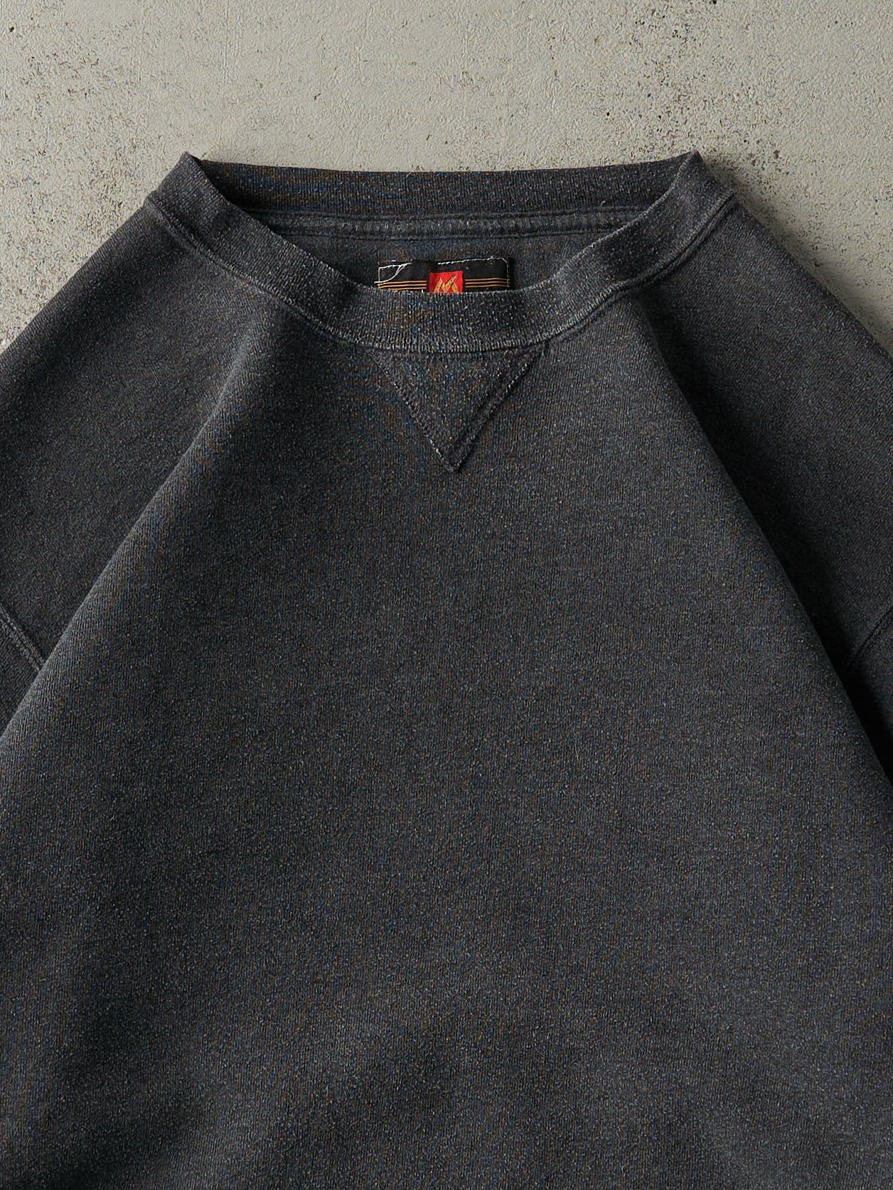 Vintage 90s Charcoal Grey Blank Crewneck (M)