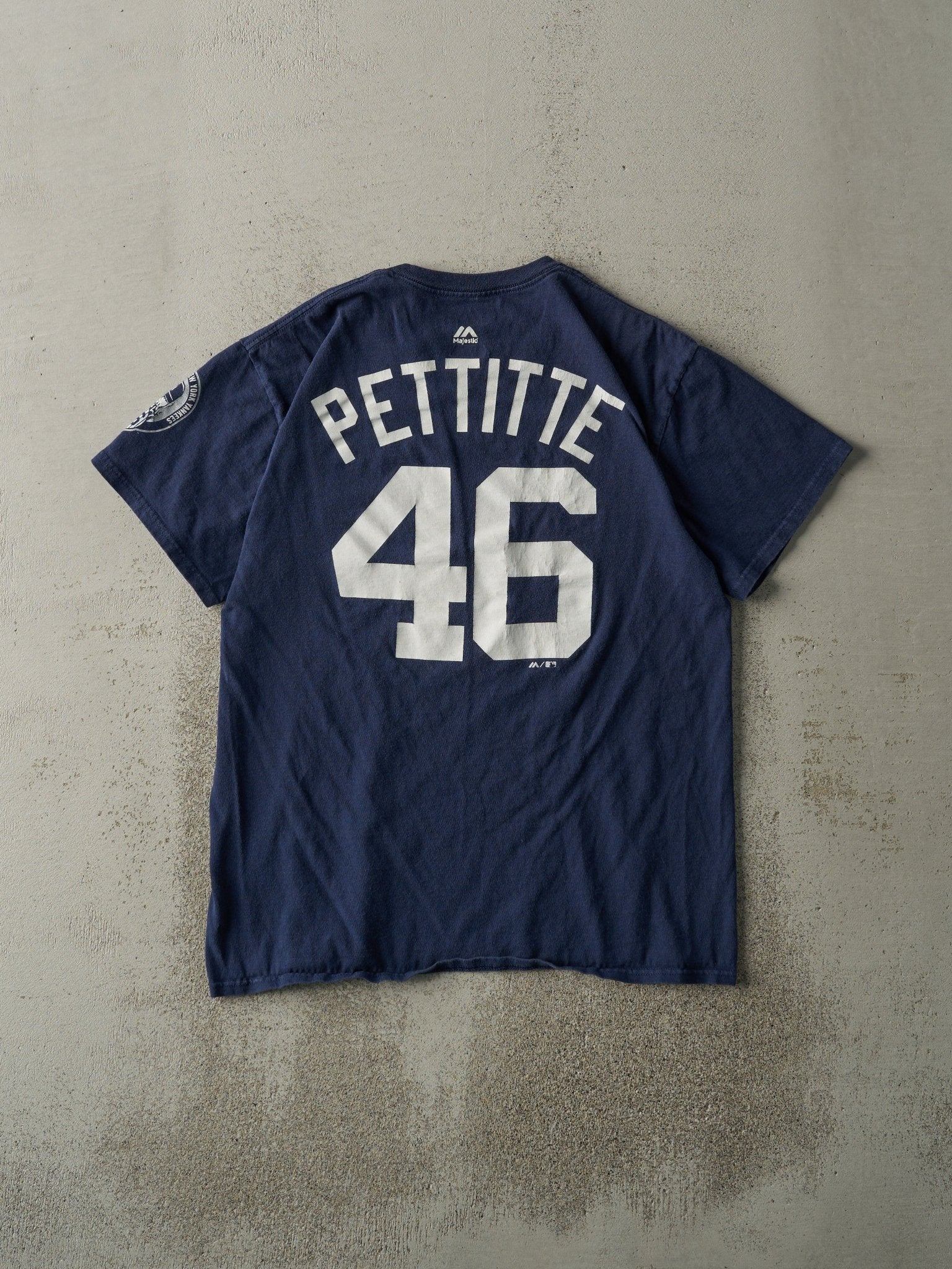 Vintage Y2K Navy Blue New York Yankees 46 Andy Pettitte Player Tee (M)