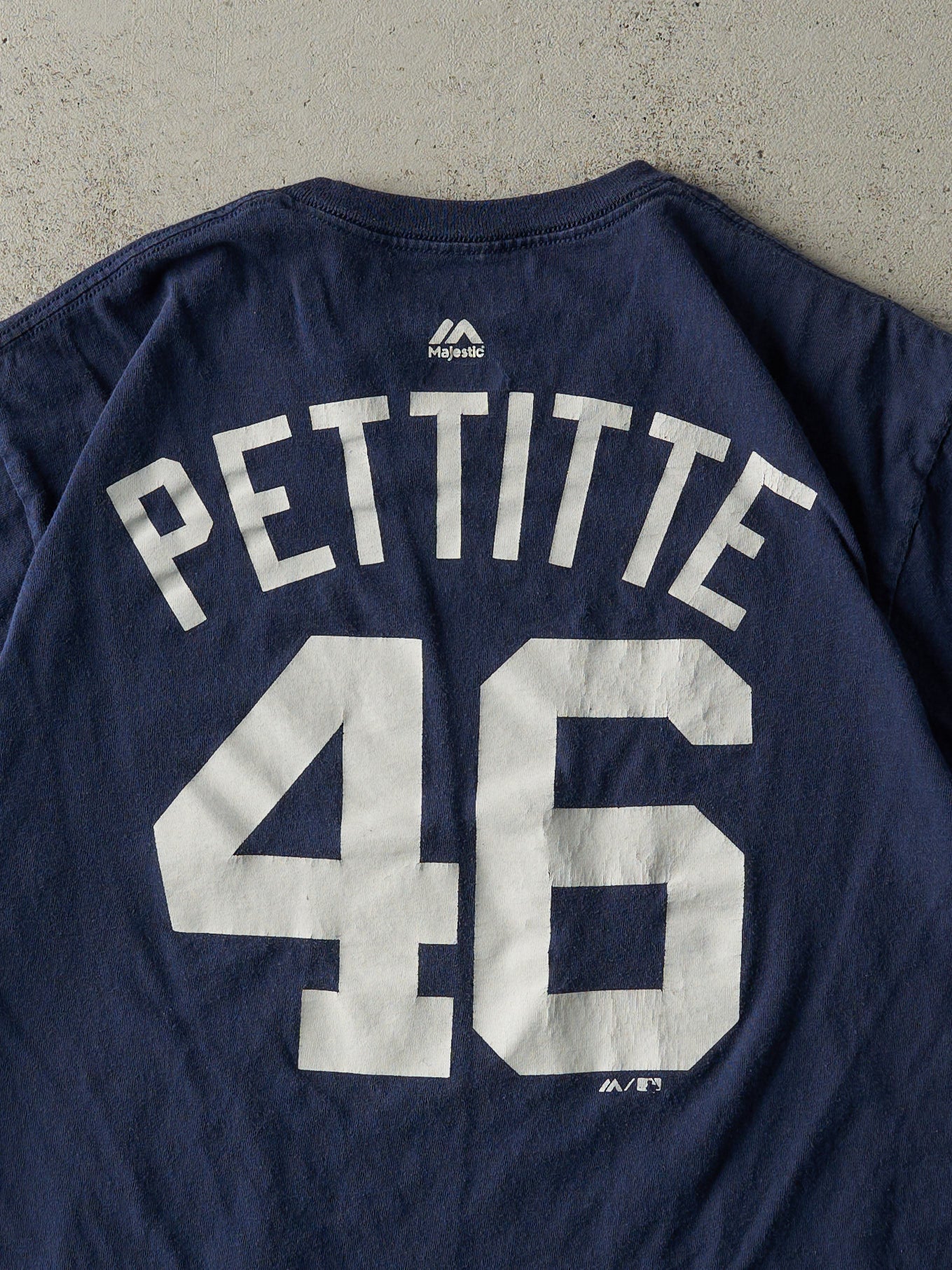 Vintage Y2K Navy Blue New York Yankees 46 Andy Pettitte Player Tee (M)