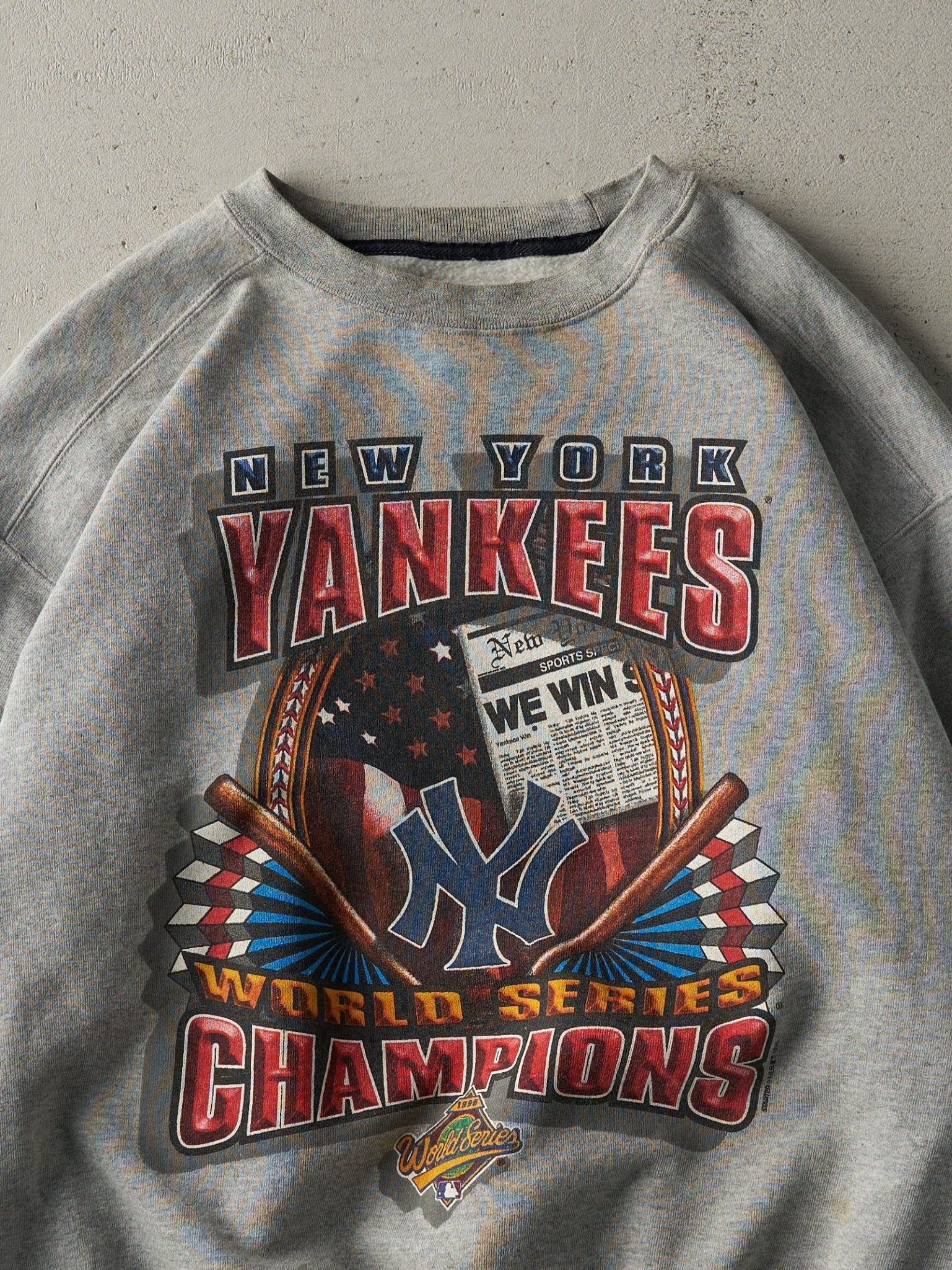 Vintage 96' Grey New York Yankees World Series Champions Crewneck (L)