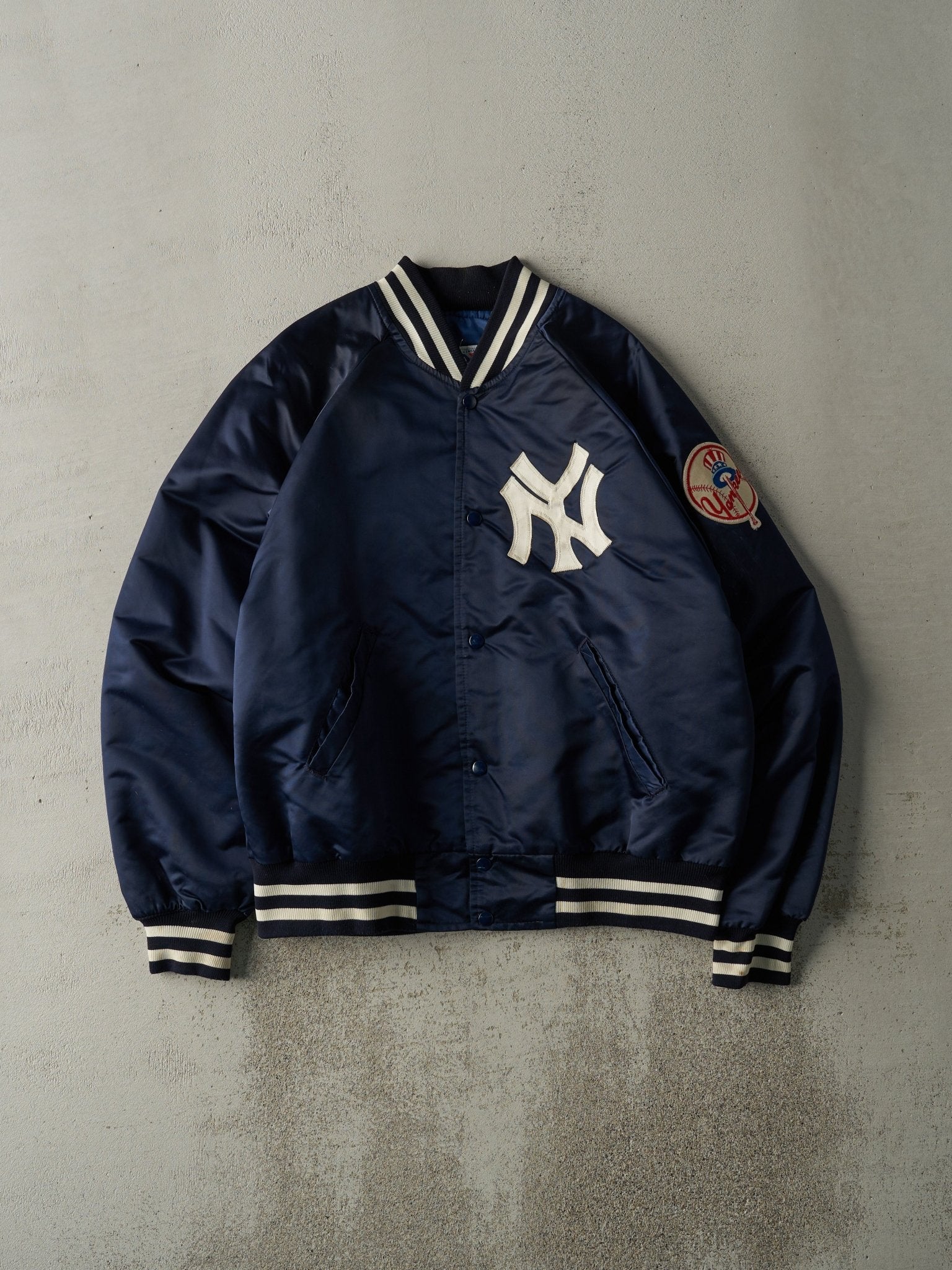 Vintage 90s Navy Blue New York Yankees Satin Bomber (L)