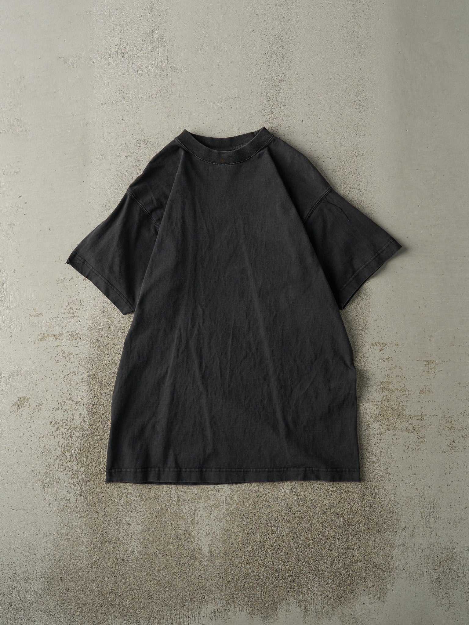 Vintage Y2K Faded Black Blank Tee (M/L)