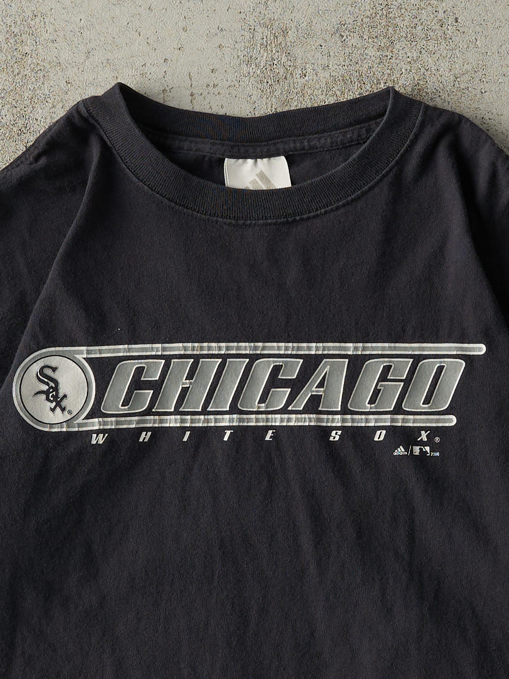 Vintage 06' Black Chicago White Sox Tee (M)