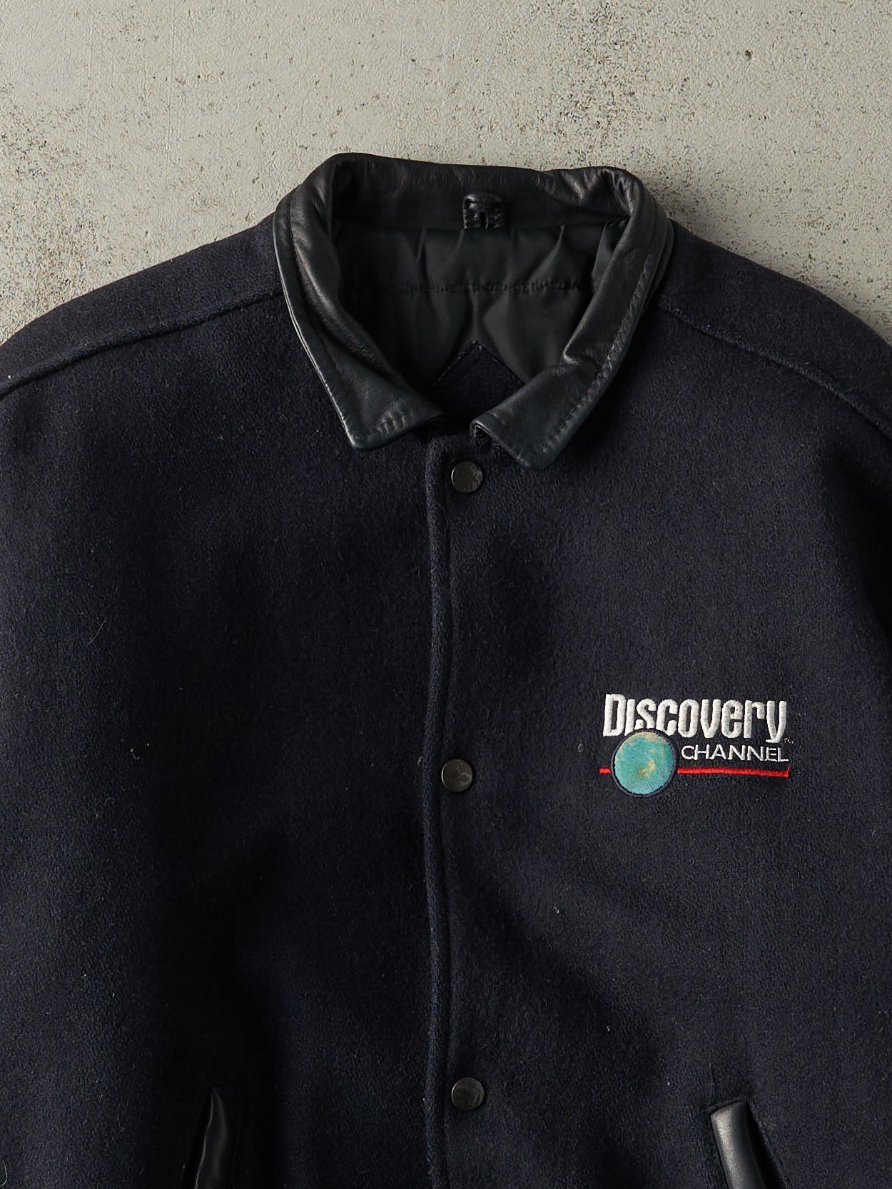 Vintage 90s Navy Blue & Black Discovery Channel Varsity Jacket (M)