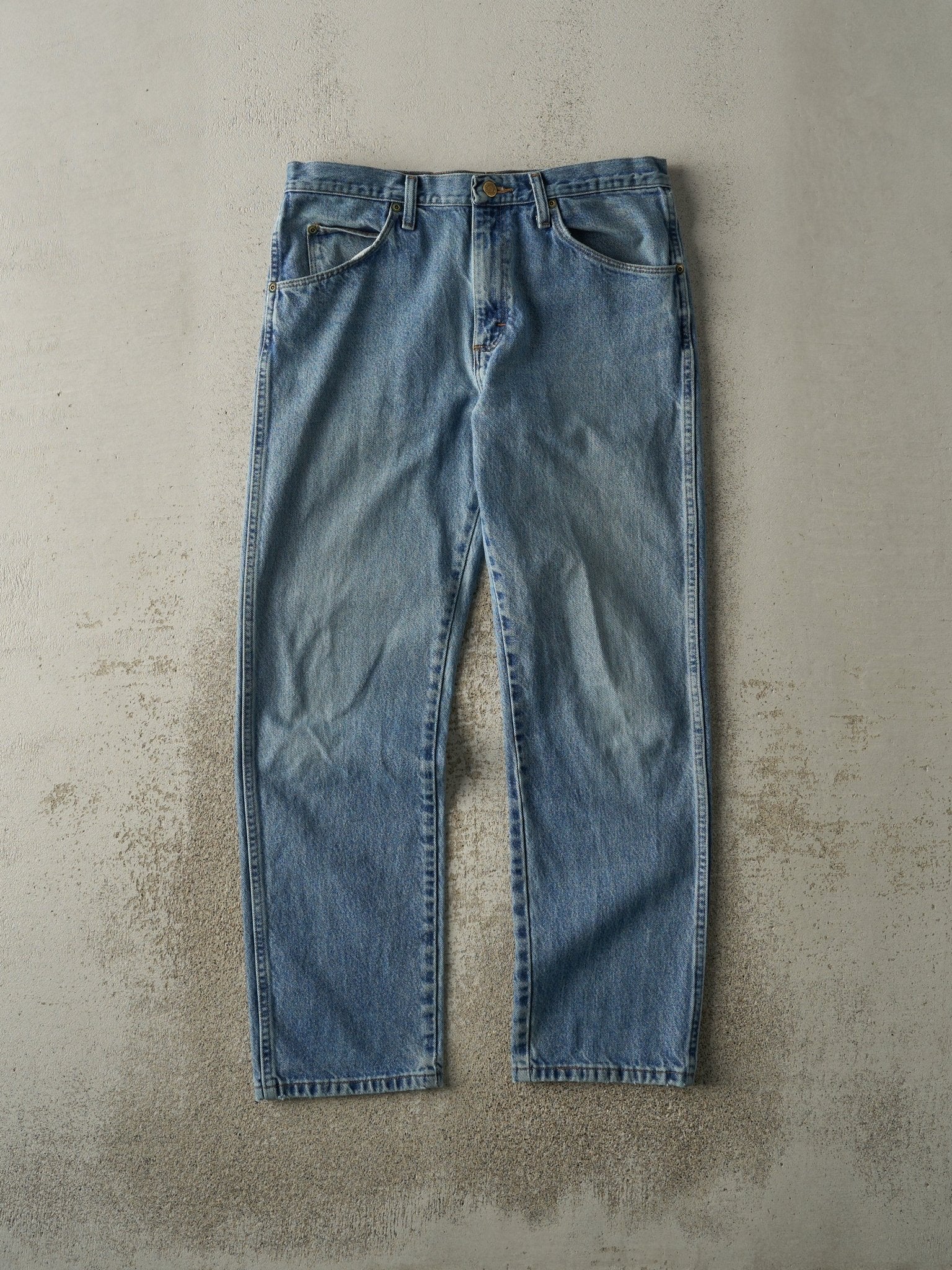 Vintage 90s Mid Wash Wrangler Jeans (33x29)
