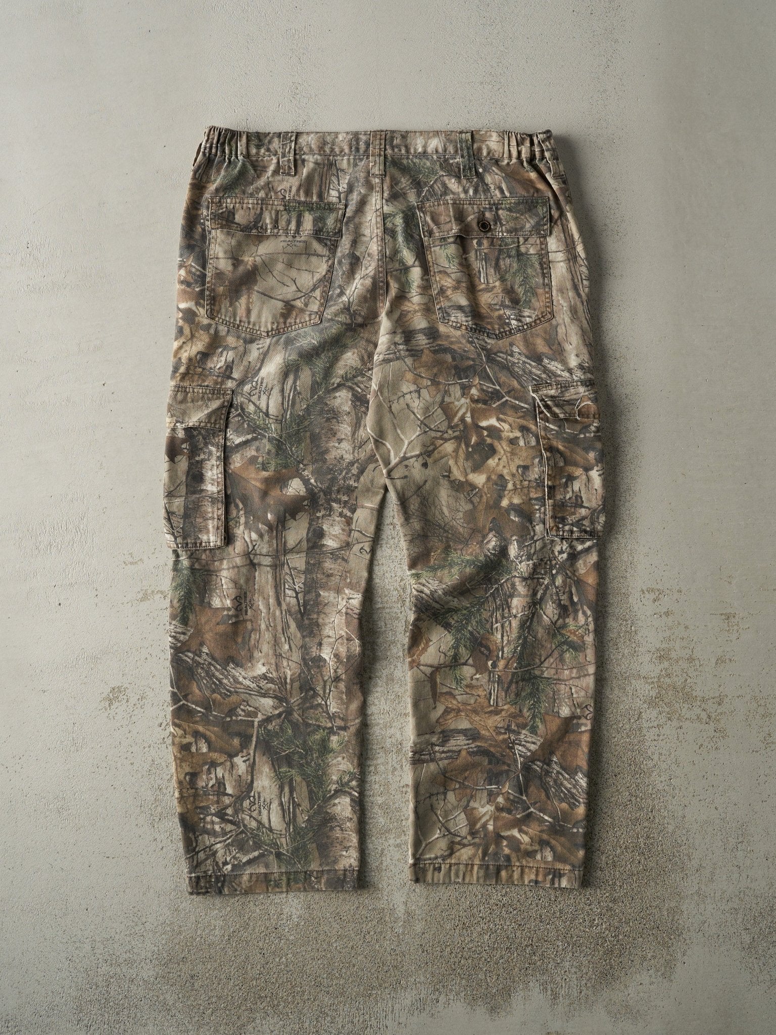 Vintage Y2K Camo Realtree Cargo Pants (39x30)