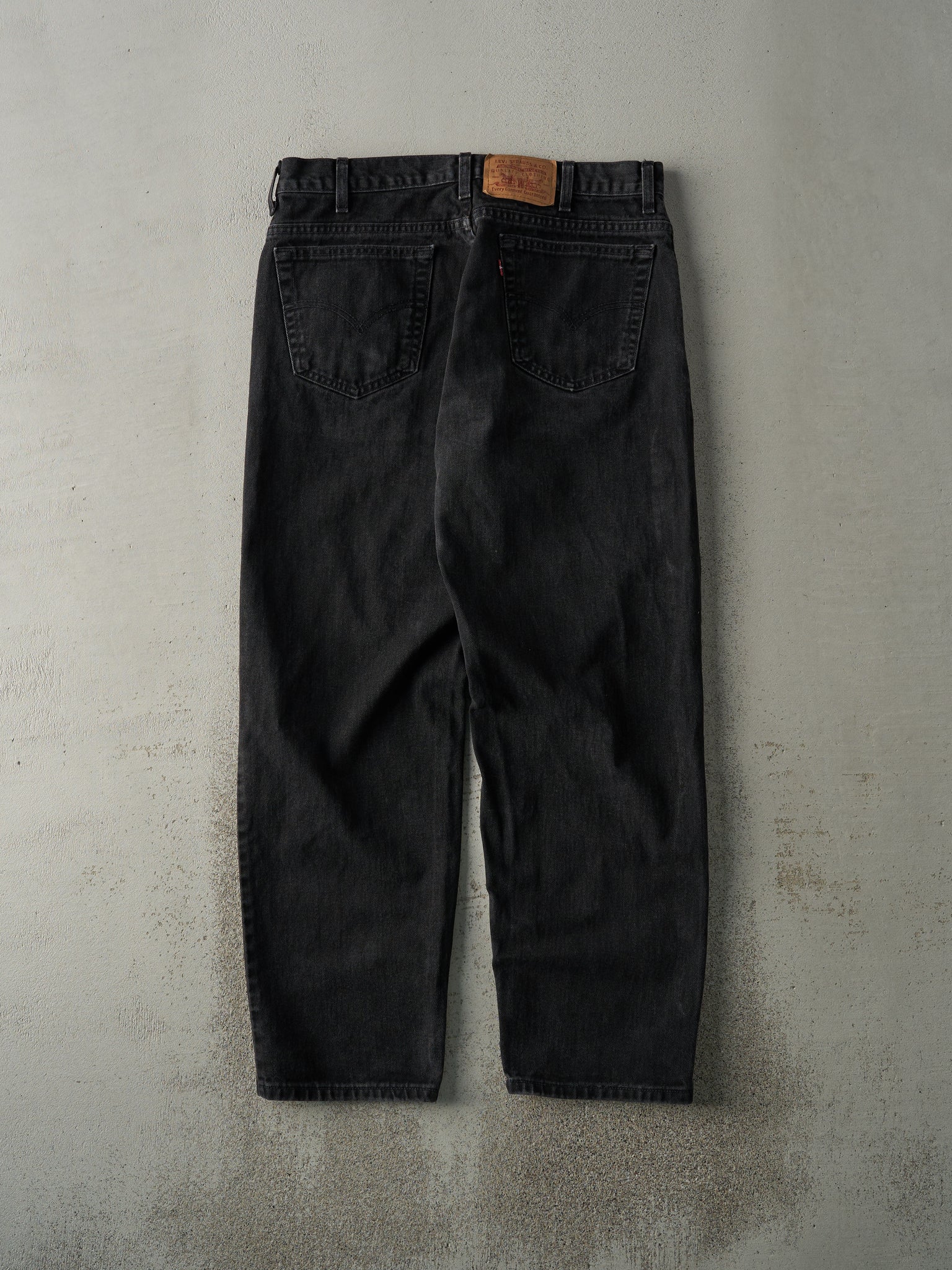 Vintage 90s Black Levi's 550 Denim Pants (34x30)