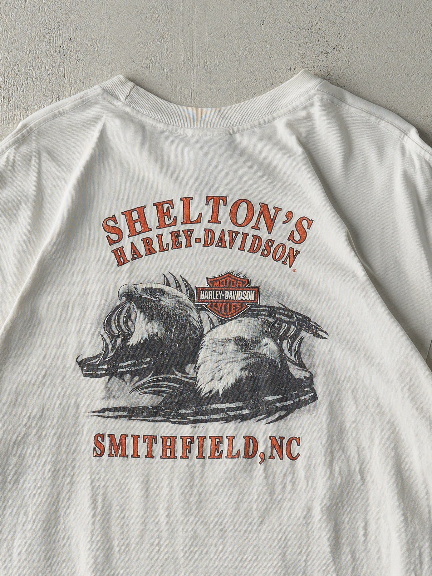 Vintage 10' White Smithfield NC Harley Davidson Pocket Tee (L)