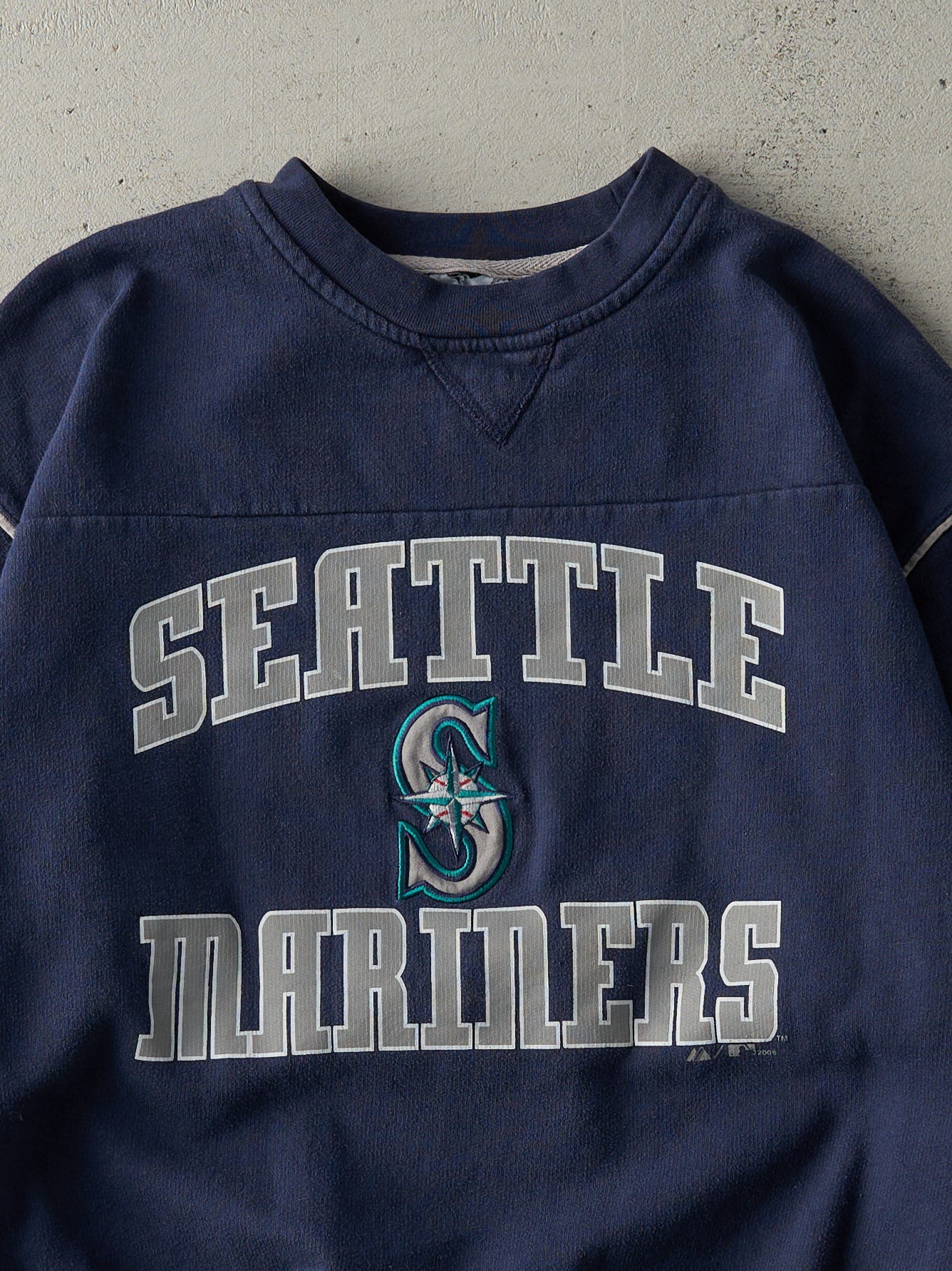 Vintage 09' Navy Blue Embroidered Logo Seattle Mariners MLB Crewneck (M)
