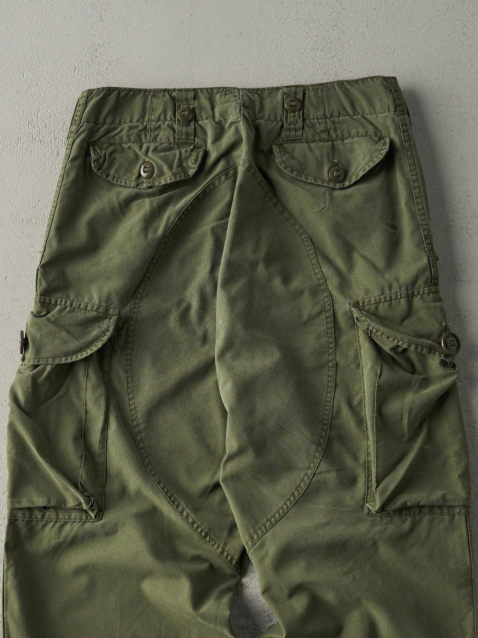 Vintage 90s Green Parachute 7332 Army Pants (31x29.5)