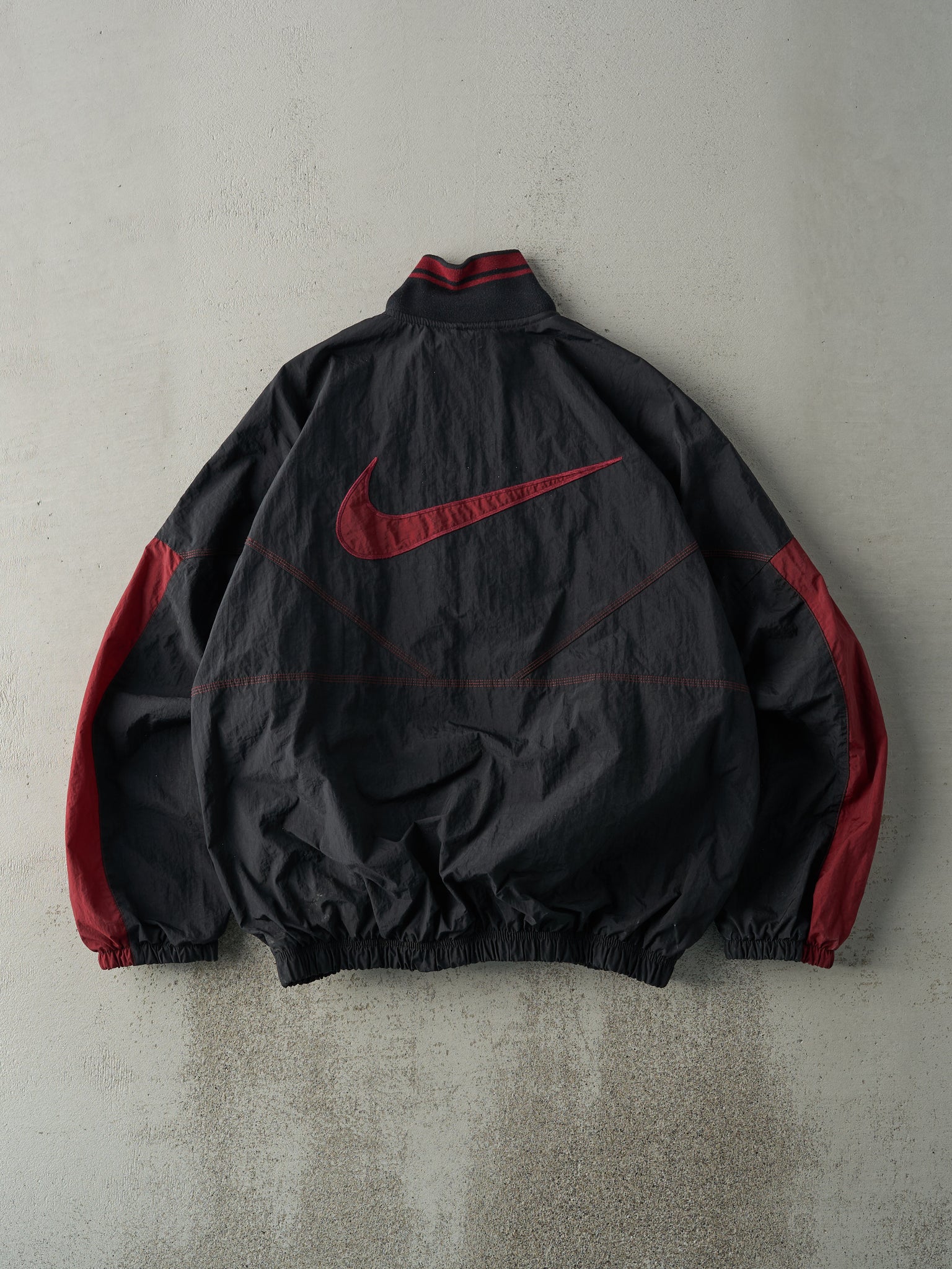 Vintage 90s Black & Red Nike Quarter Zip Boxy Windbreaker Jacket (L)