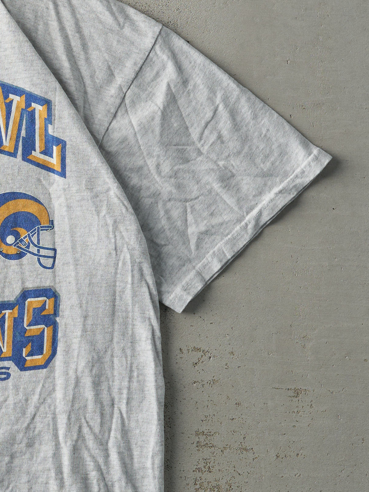 Vintage 00' Heather Grey St. Louis Rams Super Bowl XXXIV Champions Tee (L)