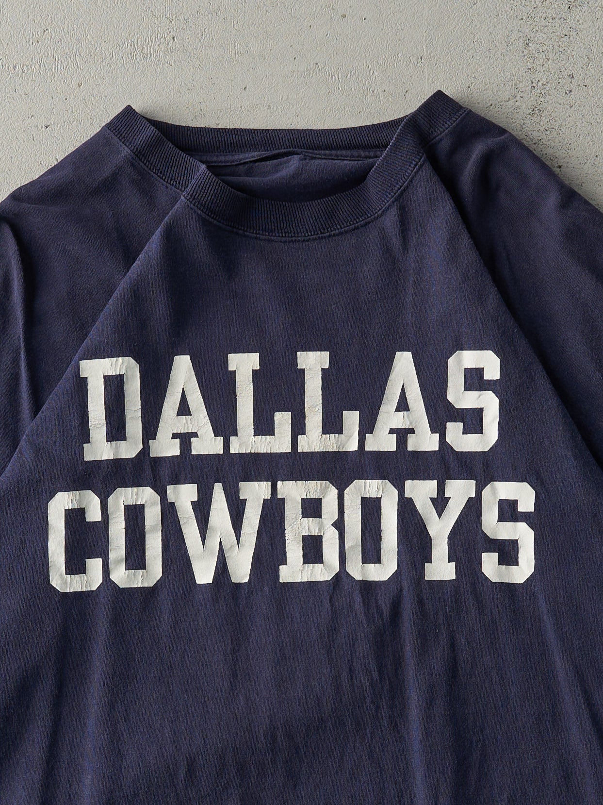 Vintage Y2K Navy Blue Dallas Cowboys Tee (L/XL)