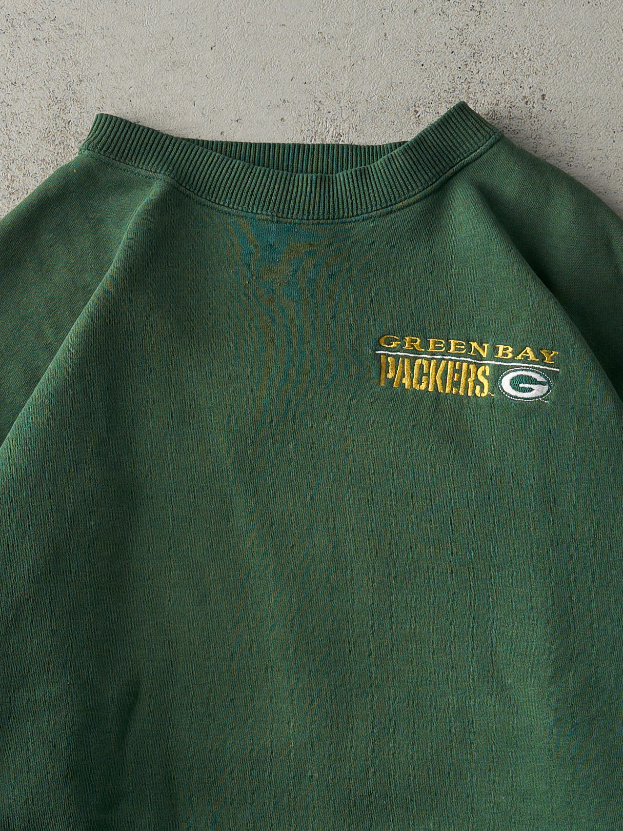 Vintage 90s Green Embroidered Green Bay Packers Crewneck (L/XL)