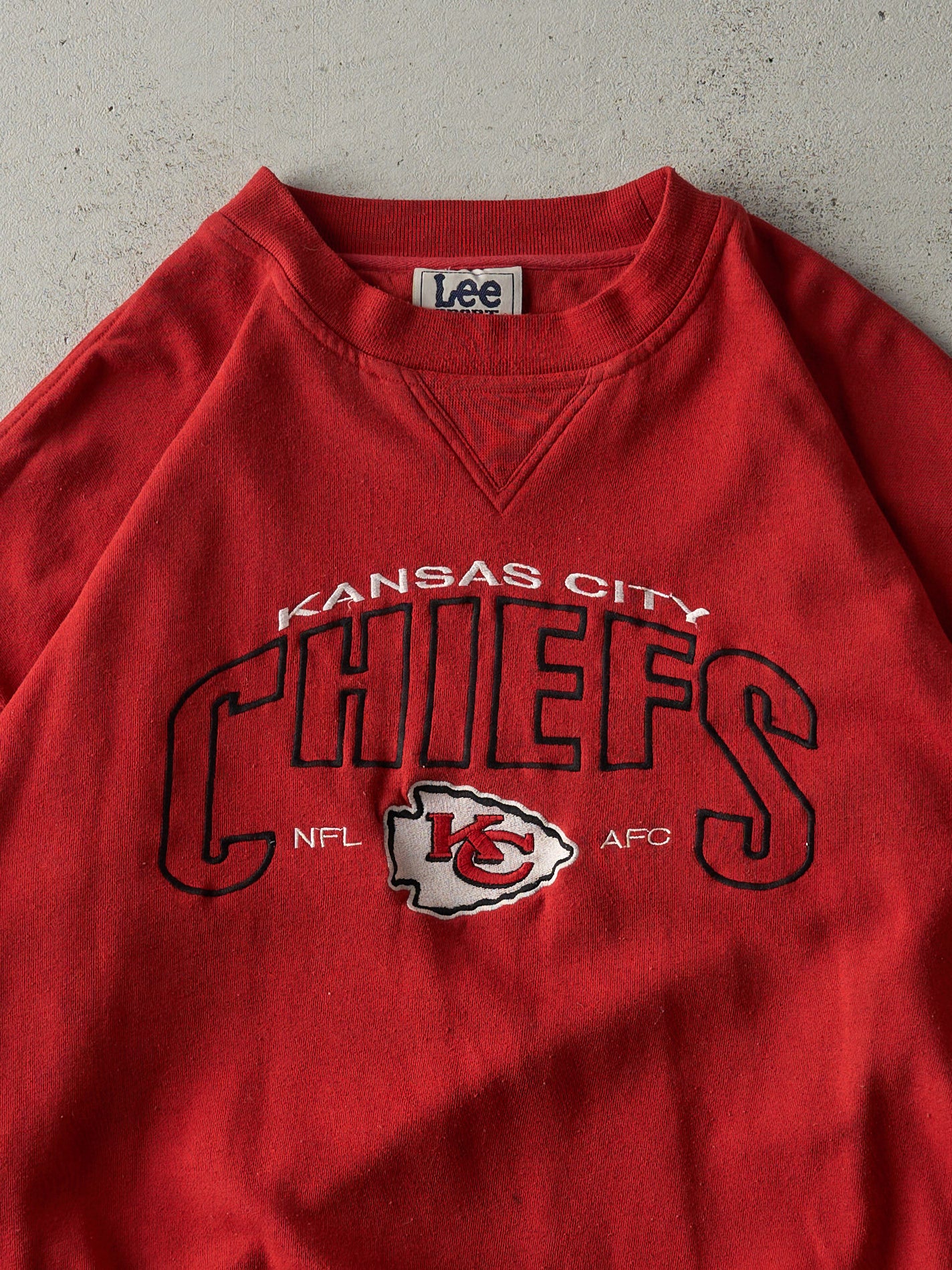 Vintage 90s Red Embroidered Kansas City Chiefs Crewneck (L)