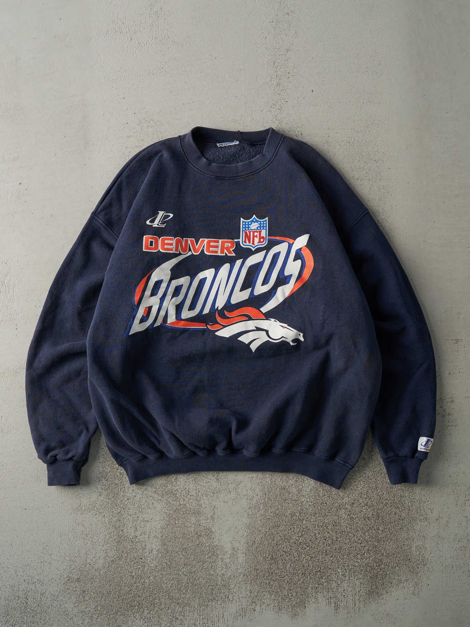 Vintage 90s Navy Blue Denver Broncos Logo Athletic Crewneck (L)